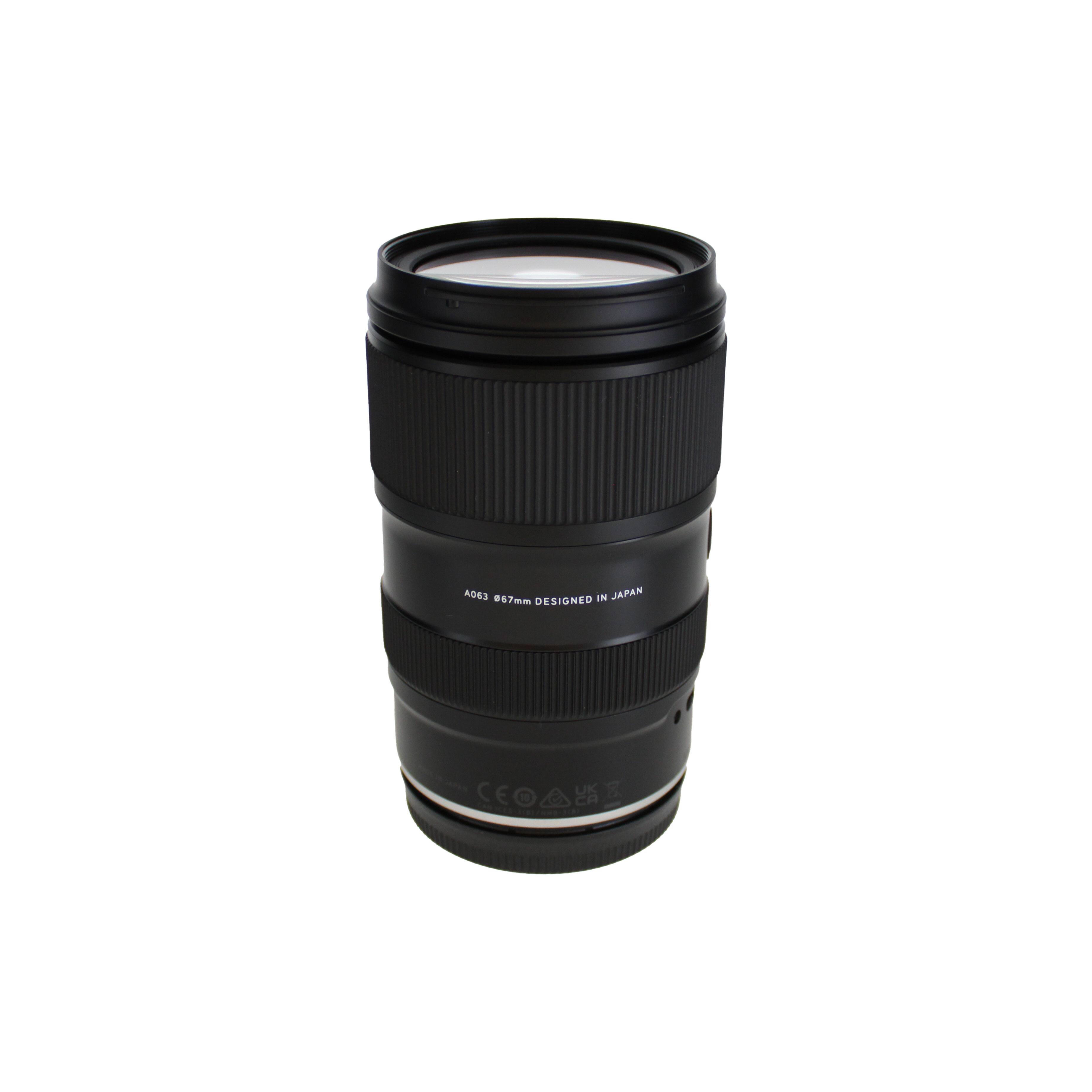A063 85mm F1.4  
DESIGNED IN JAPAN  
MADE IN CHINA  
CE