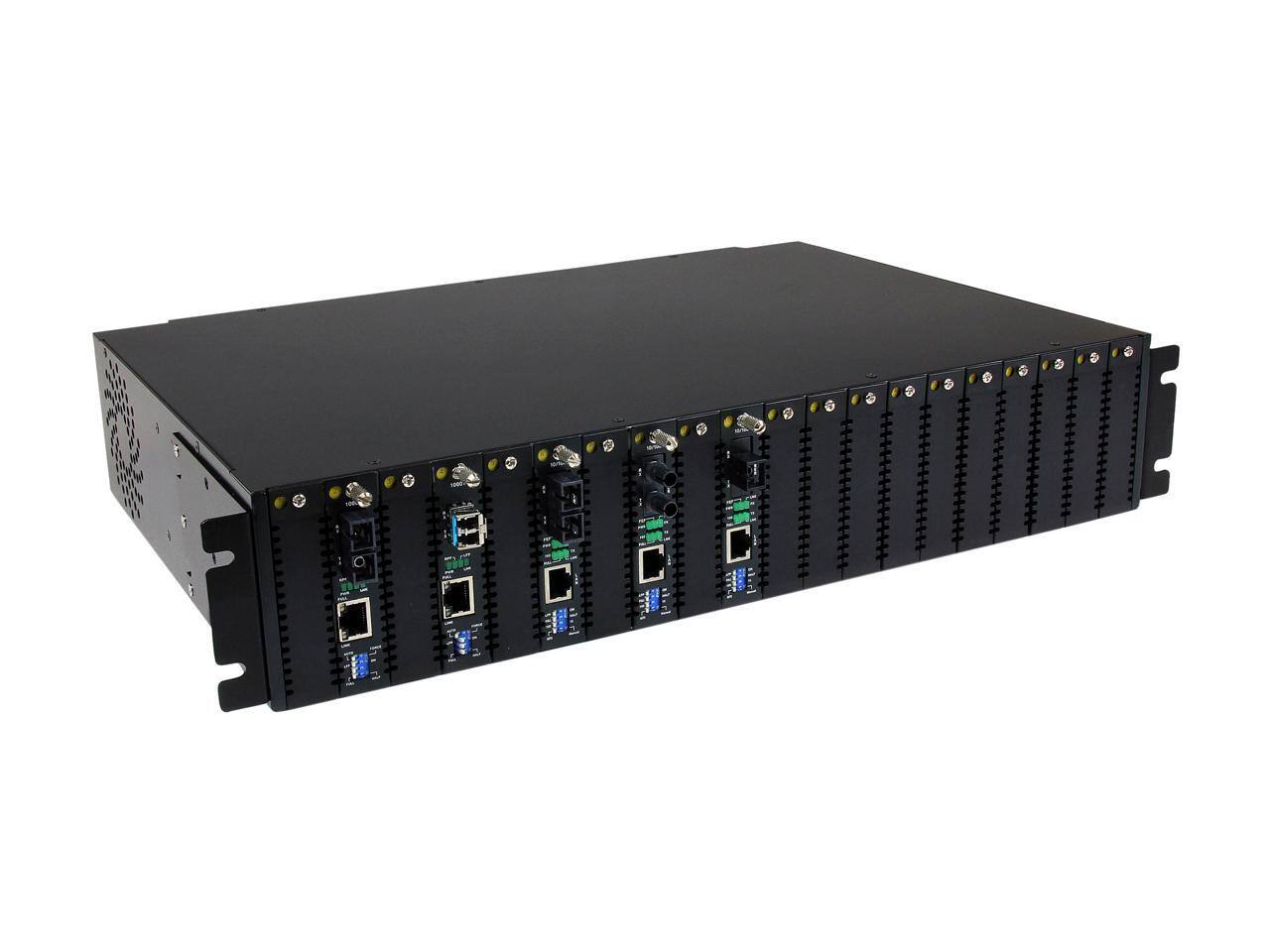 Alt View 1. StarTech.com - StarTech.com Fiber Media Converter Gigabit 1000Mbps MM Fibre LC 550m.