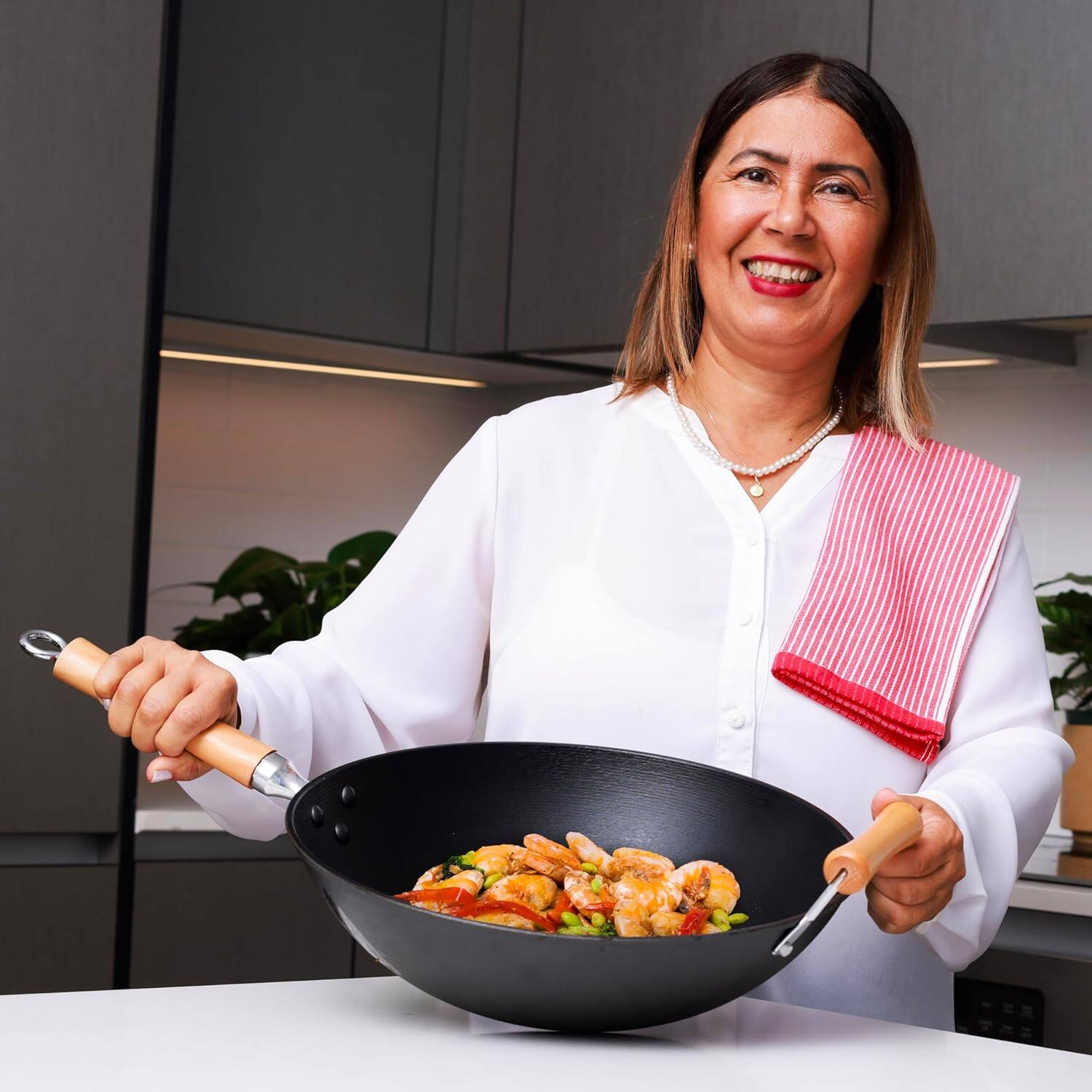 Alt View 8. Escali - Joyce Chen Professional Series 14-Inch Preseasoned Cast Iron Flat Bottom Wok with Maple Handle - Black.