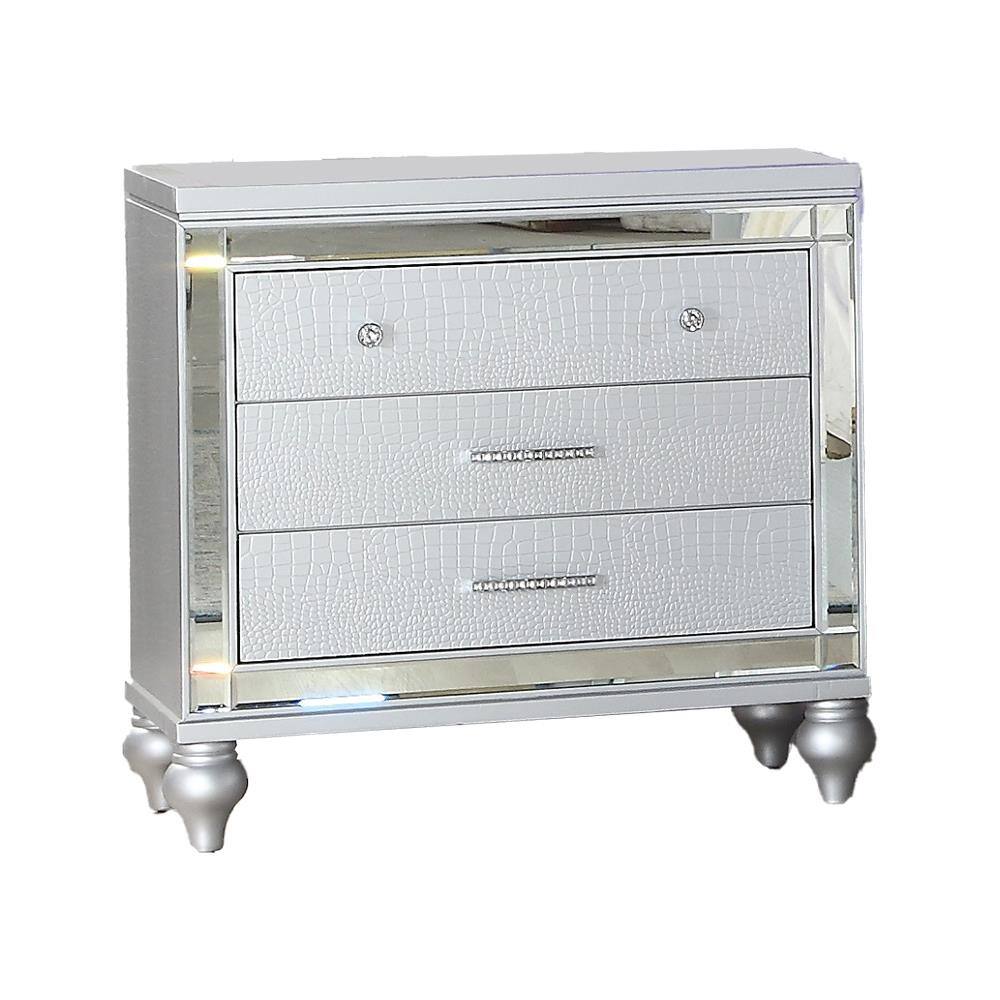 Angle. Tiramisubest - Silver Modern Style Mirror Framed 3-Drawer Nightstand with Wood - Silver.