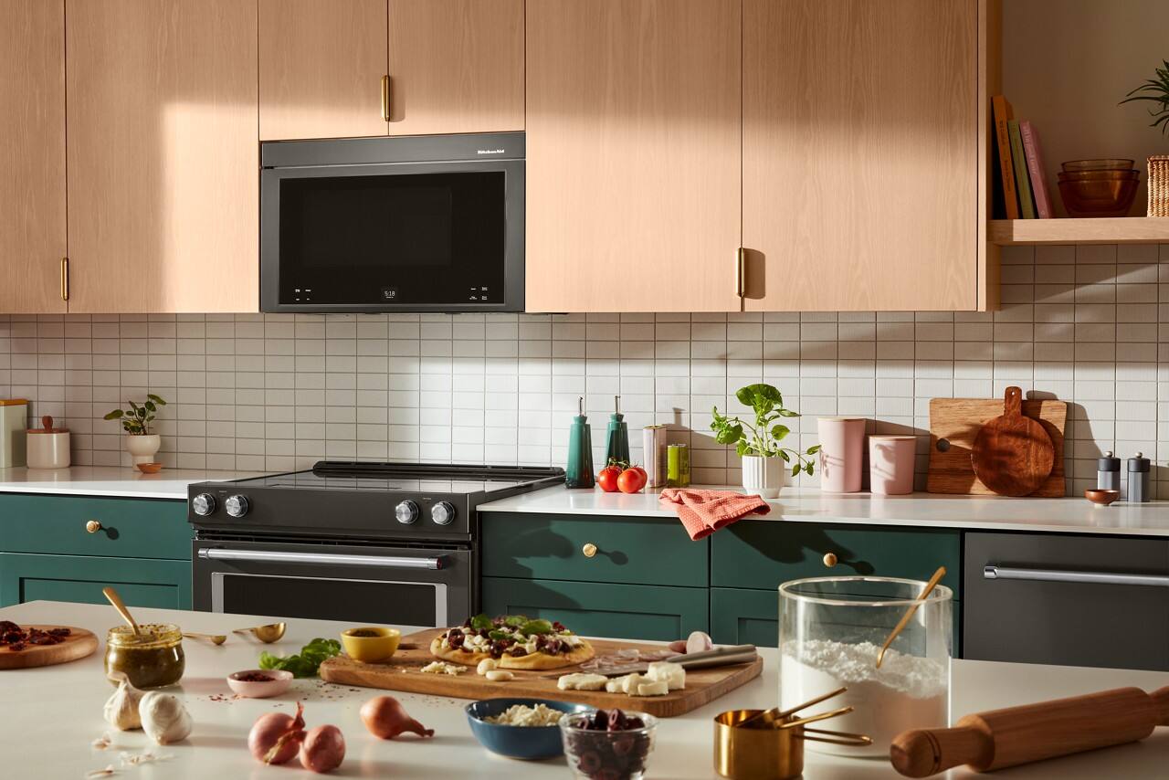 Alt View 17. KitchenAid - 1.1 Cu. Ft. Convection Flush Built-In Over-the-Range Microwave with Air Fry Mode - Black Stainless.