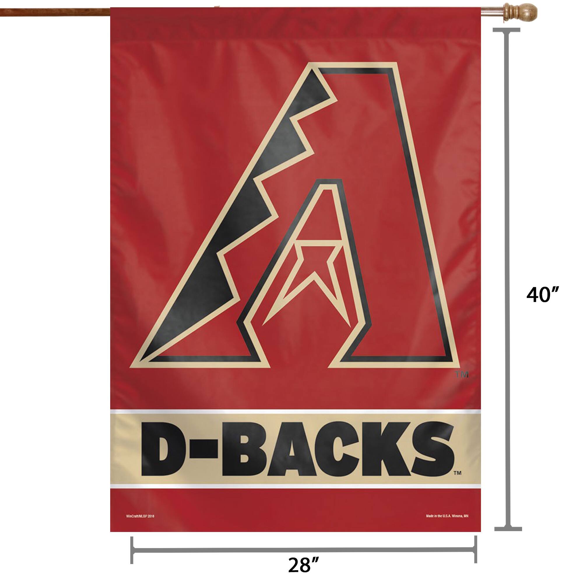 A 40" x 28" D-BACKS™