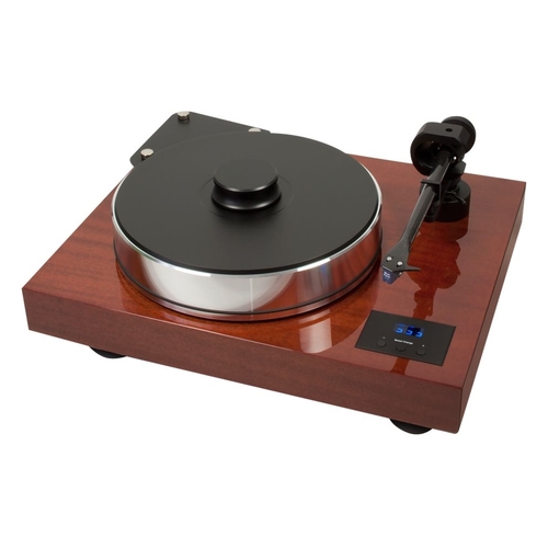 Pro-Ject - Stereo Turntable - Lacquered mahogany