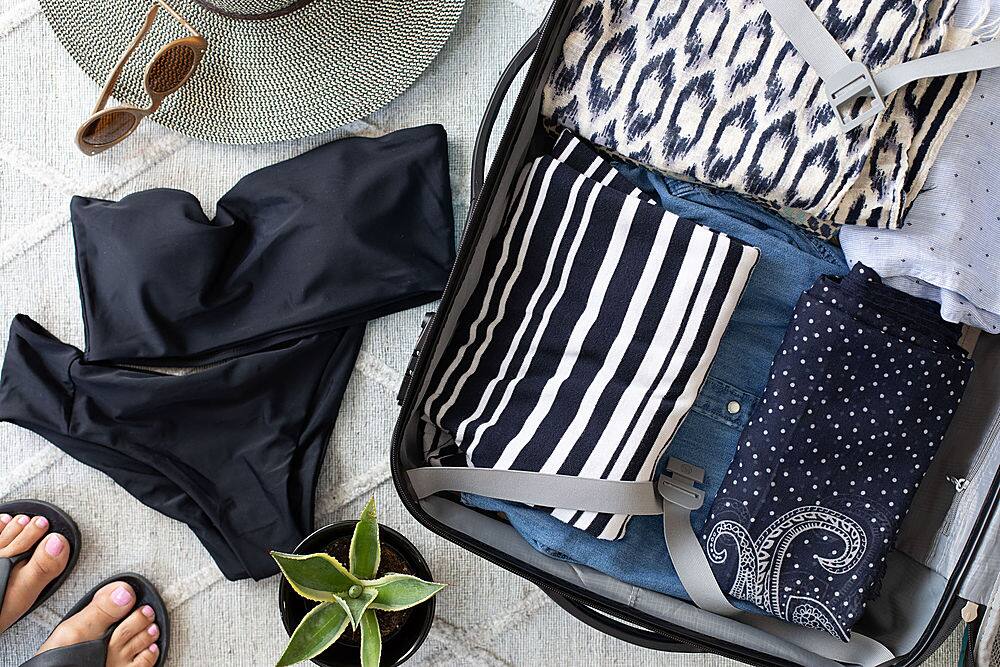 Alt View 21. Samsonite - OMNI PC 24 Spinner - Caribbean blue.