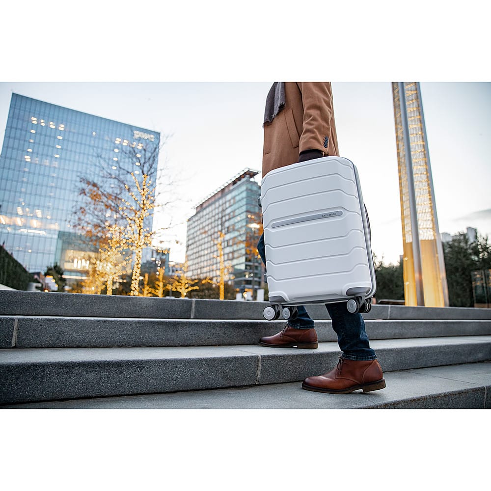 Alt View 15. Samsonite - Freeform 23" Expandable Spinner Suitcase - White.