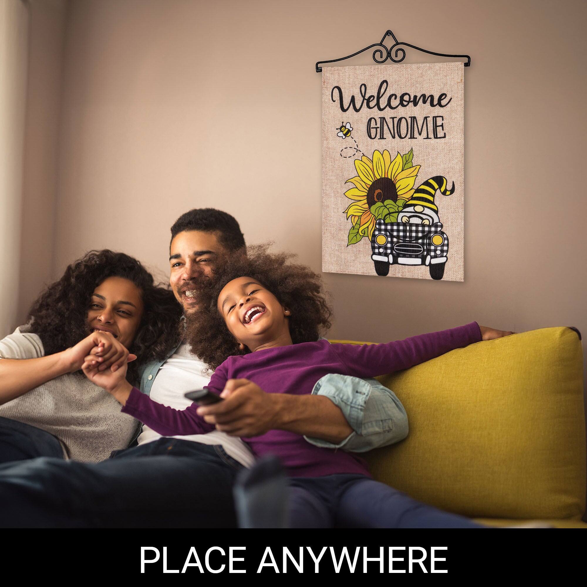 Welcome GNOME  
PLACE ANYWHERE