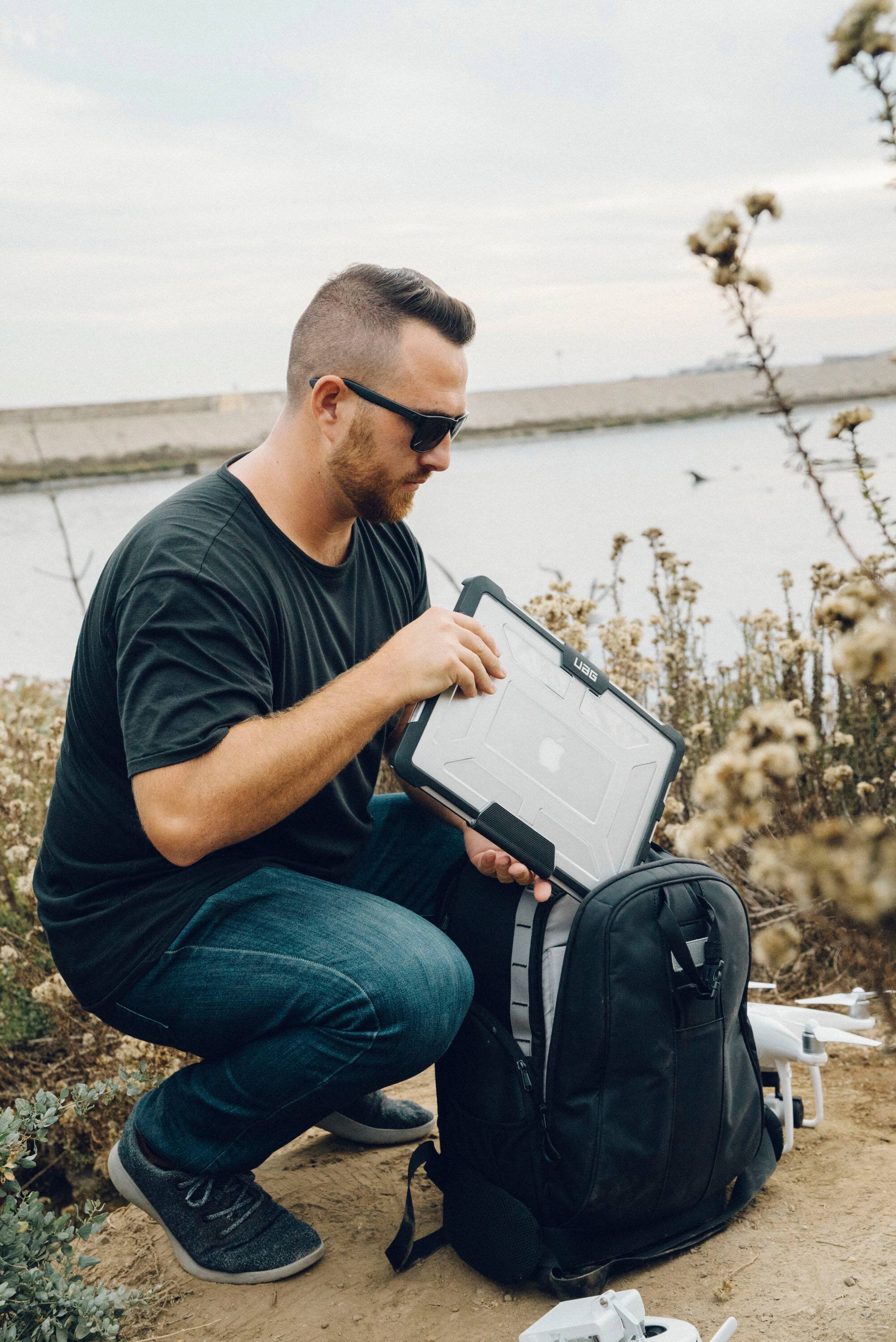 Alt View 15. UAG - Top and Rear Cover for Apple MacBook Pro 13.3" - Transparent/ice.