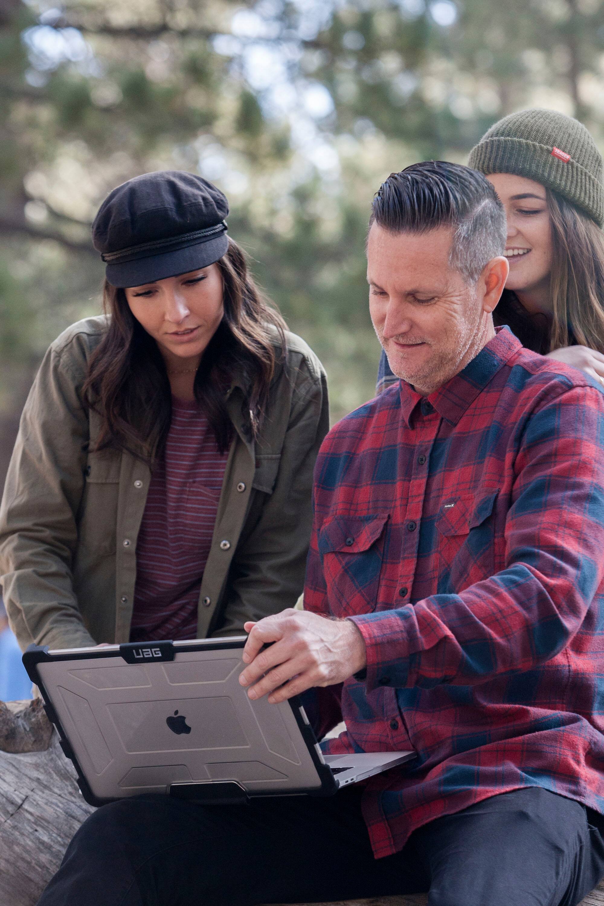 Alt View 16. UAG - Top and Rear Cover for Apple MacBook Pro 13.3" - Transparent/ice.