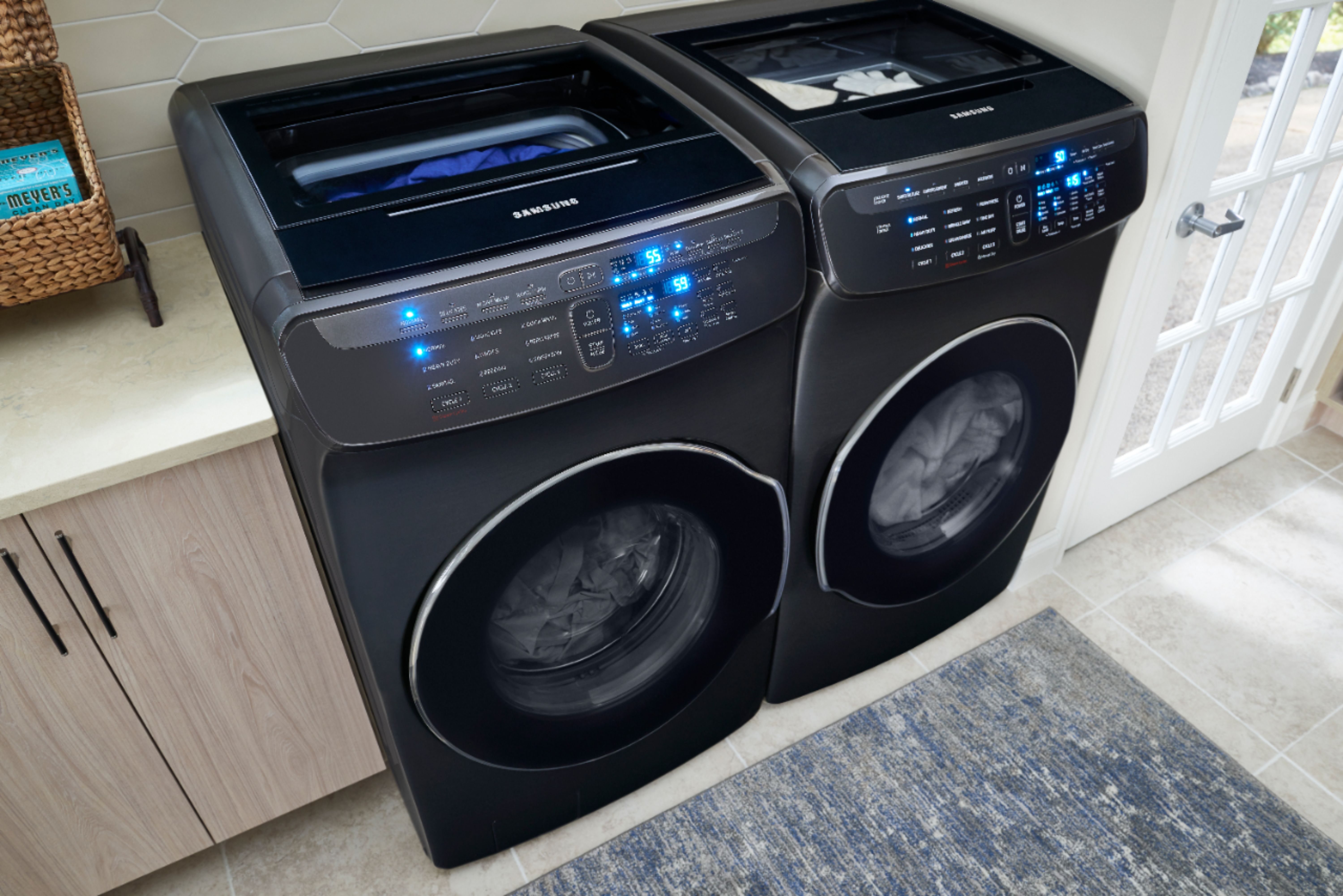 Samsung - 5.5 Cu. Ft. High Efficiency Front Load Washer with Steam and