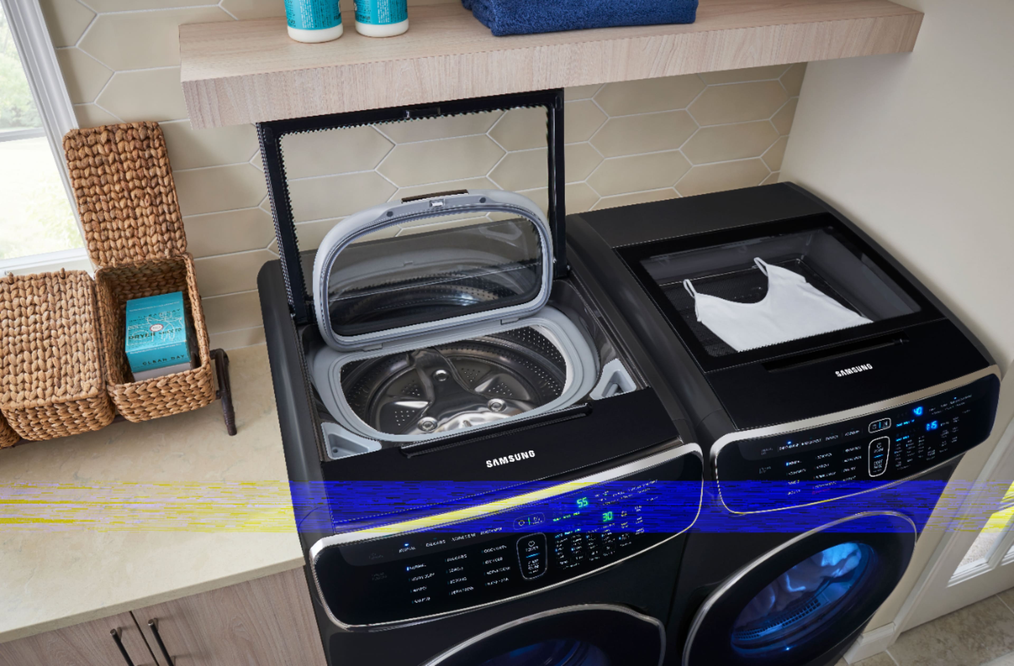 Alt View 20. Samsung - 7.5 Cu. Ft. Smart Gas Dryer with Steam and FlexDry - Black Stainless Steel.