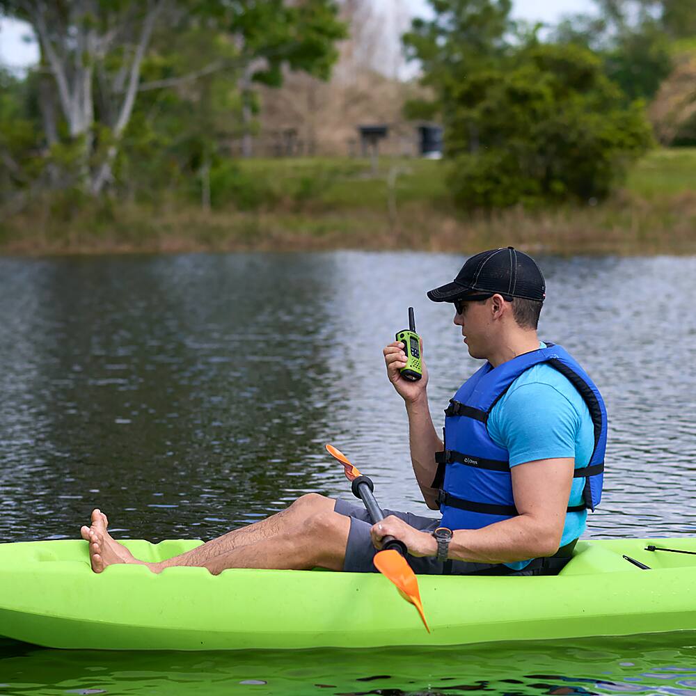 Alt View 16. Motorola - Motorola Solutions TALKABOUT T605 Two Way Radio - 2 Pack.