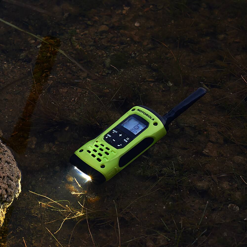 Alt View 18. Motorola - Motorola Solutions TALKABOUT T605 Two Way Radio - 2 Pack.