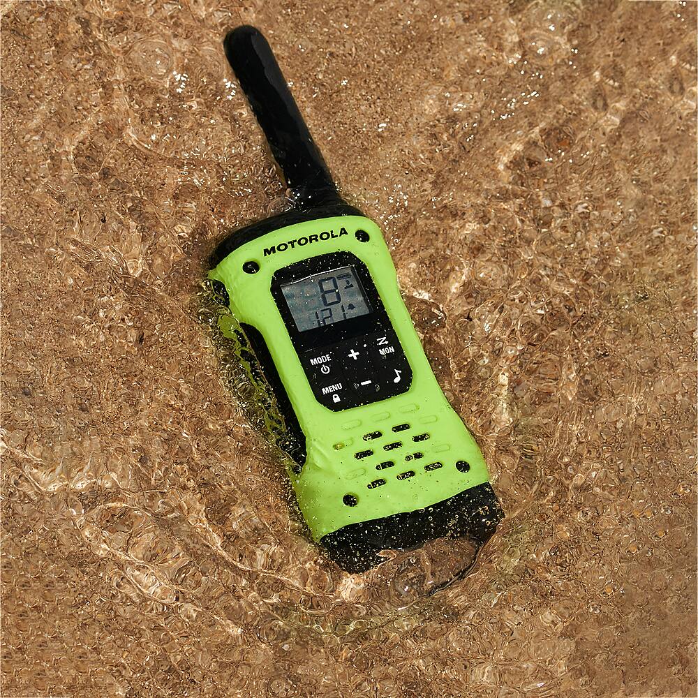 Alt View 22. Motorola - Motorola Solutions TALKABOUT T605 Two Way Radio - 2 Pack.