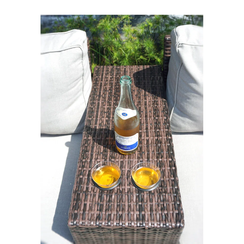 The text on the image reads:

"ME aee MLI A 14 HEY"