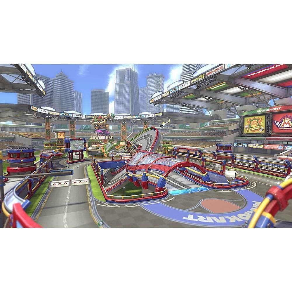 Alt View 19. Nintendo - Mario Kart 8 Deluxe.
