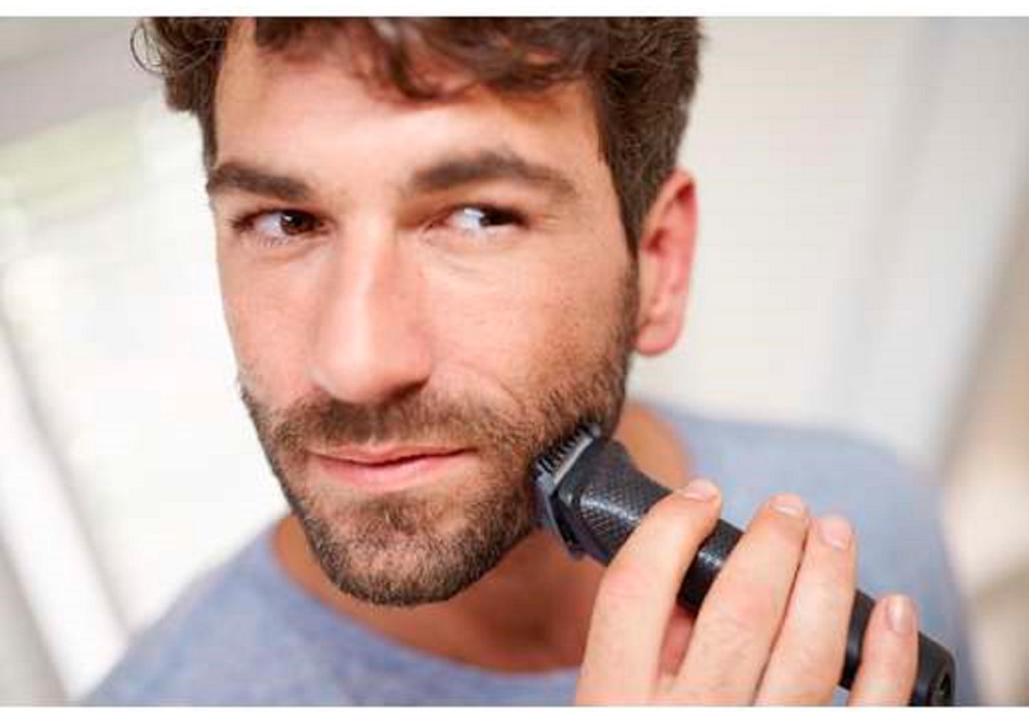 Philips Norelco - Multigroom 3000 Beard, Moustache, Ear and Nose Trimmer - Black/Silver