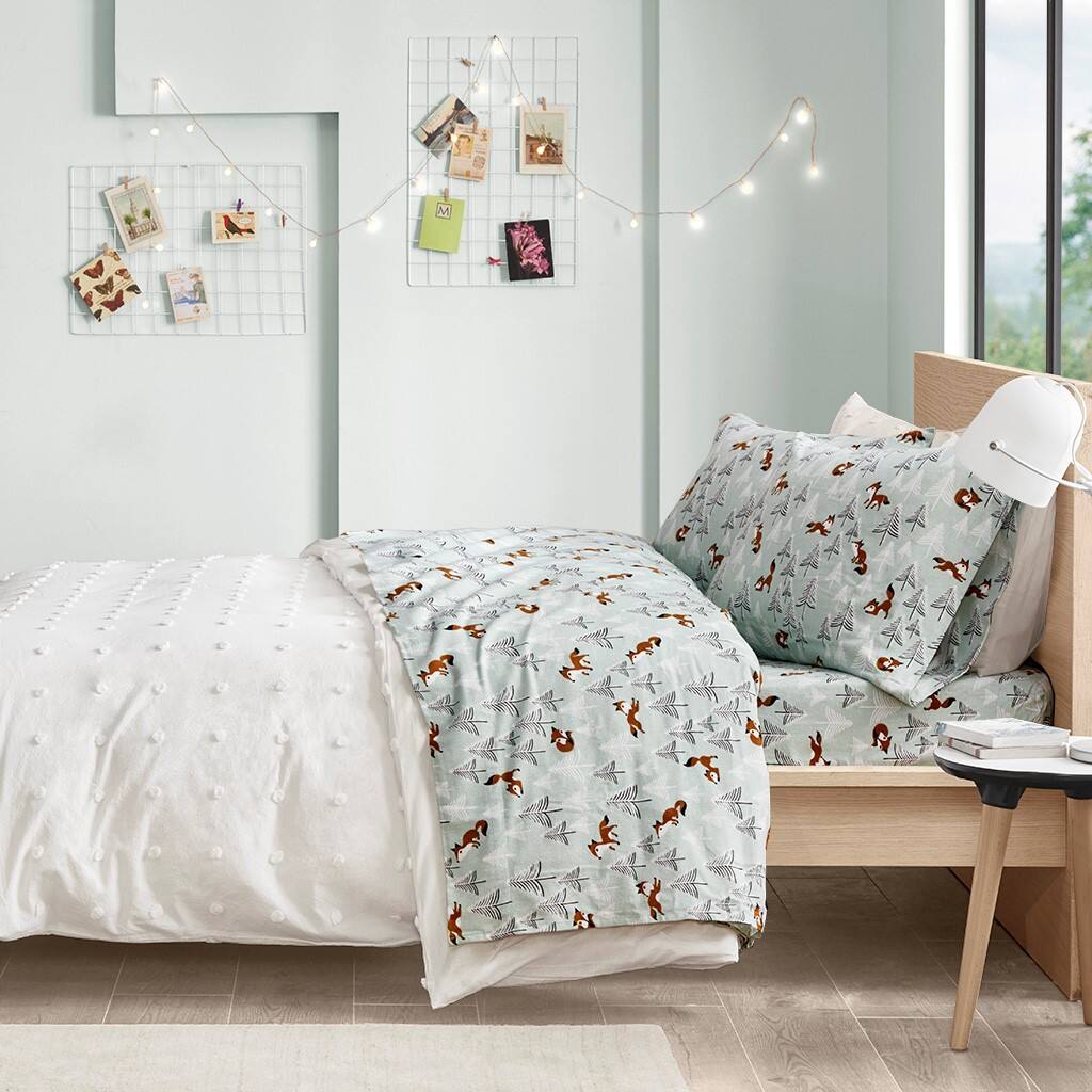 Alt View 3. Gracie Mills - Gracie Mills Toasty Cotton Flannel Printed Sheet Set - Seafoam Foxes.