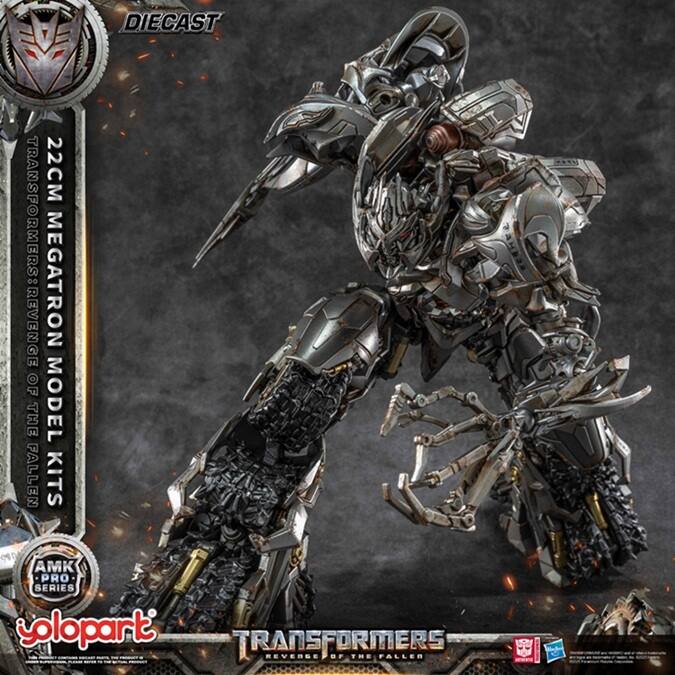 DIECAST TRANSFORMERS: REVENGE OF THE FALLEN  
22CM MEGATRON MODEL KITS  
AMK PRO SERIES  
yolopart