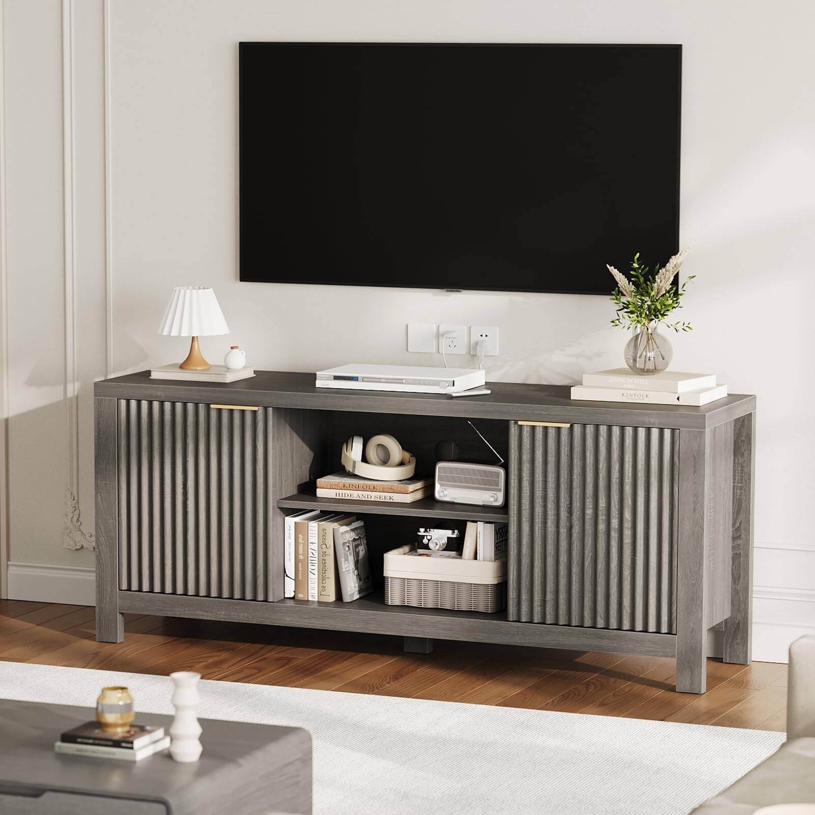 The text in the image reads:

"KINTULE Ro MIHERN M ITEADE SB A"

Corrected and grouped:

"KINTULE RO MIHERN MITEADE SB A"