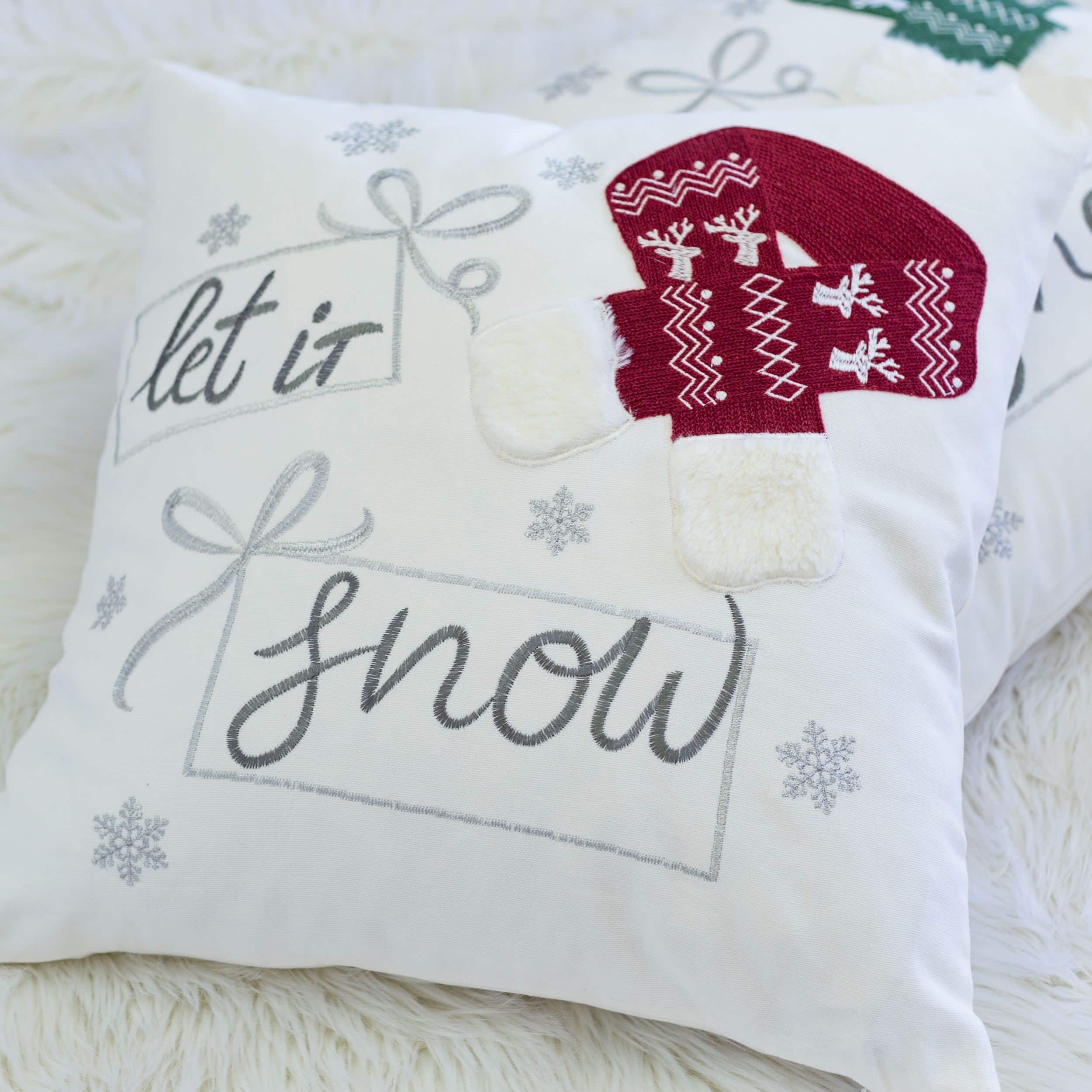 LuXeo - Holiday Christmas Cotton Throw Pillow, Size: 20"x20" - Red