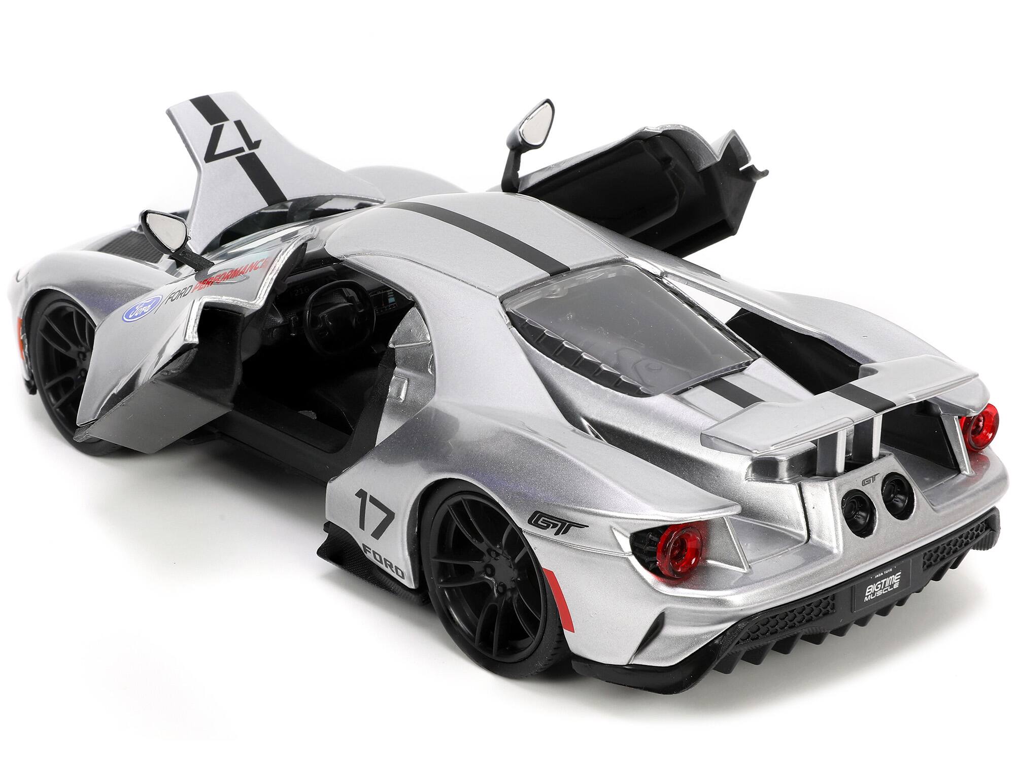 17 FORD PERFORMANCE  
17 FORD GT