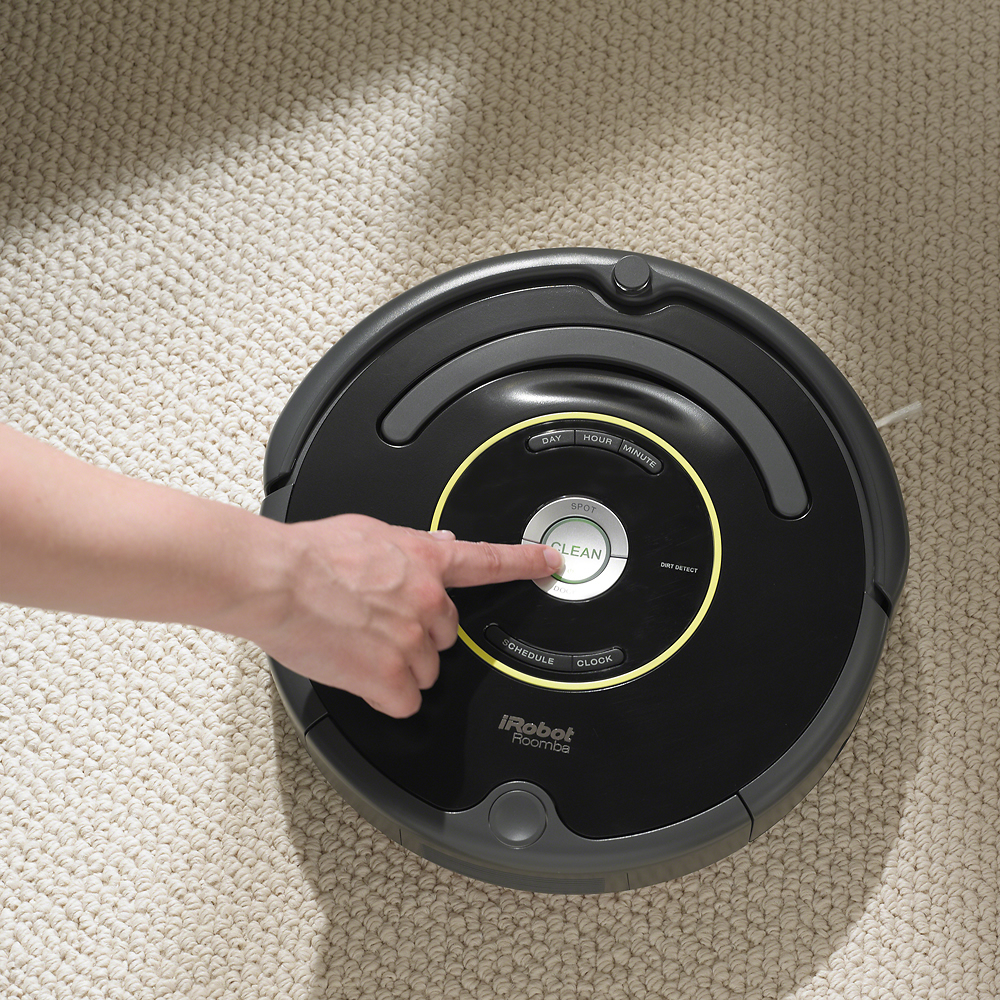 Best Buy: iRobot Roomba 650 Self-Charging Robot Vacuum Black R650020