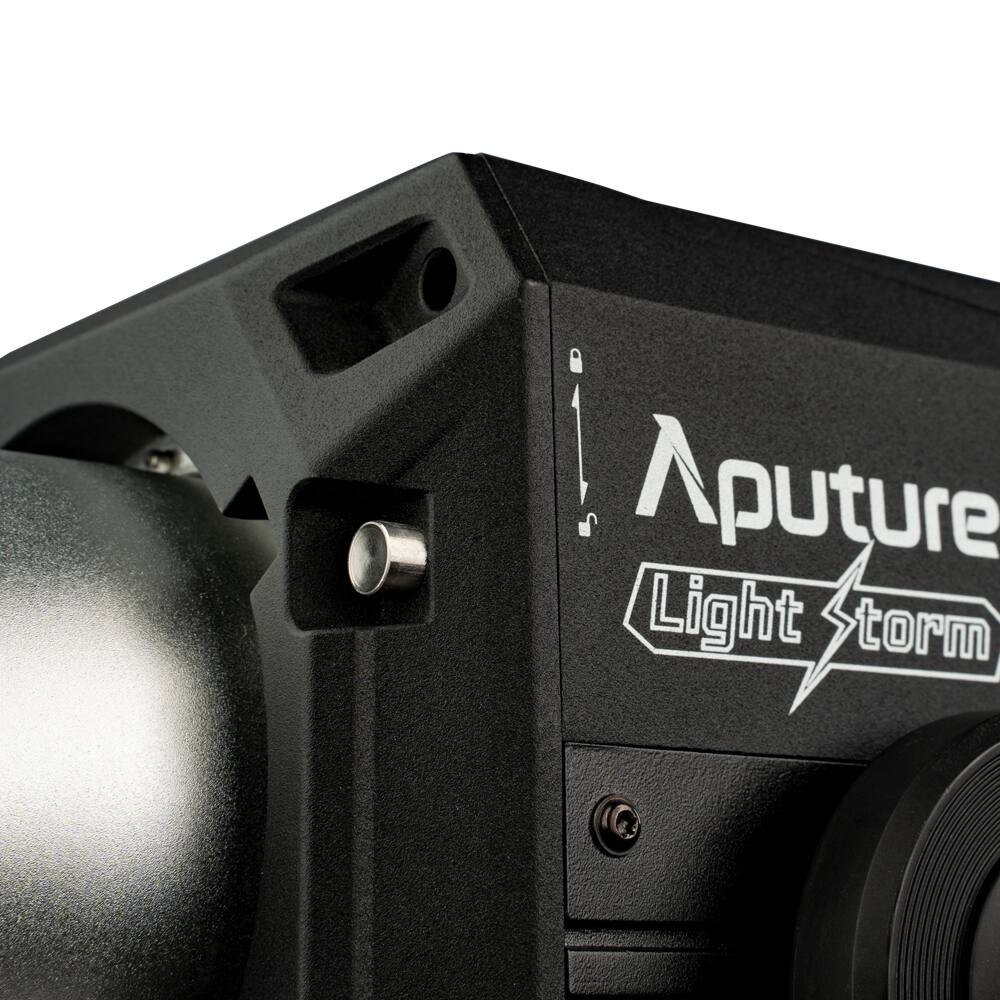 Aputure  
Light Storm