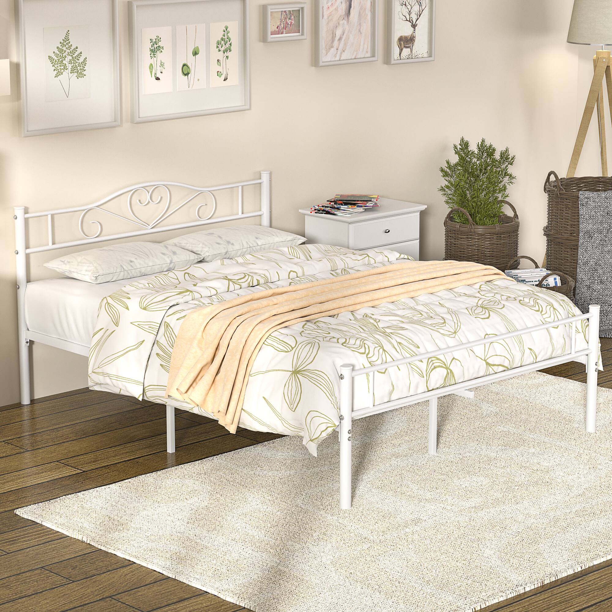 Angle. Vecelo - Full Size Metal Bed Frame with Headboard & Footboard - Heavy Duty 660 lbs Capacity, Ornamental Design & Non-Slip Pads - Black.