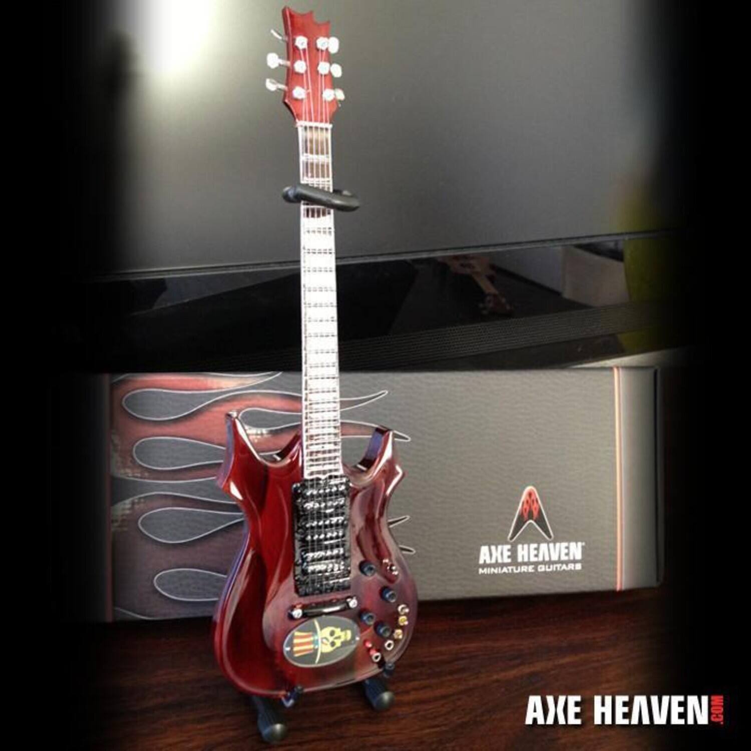 AXE HEAVEN  
MINIATURE GUITARS  
AXEHEAVEN.COM