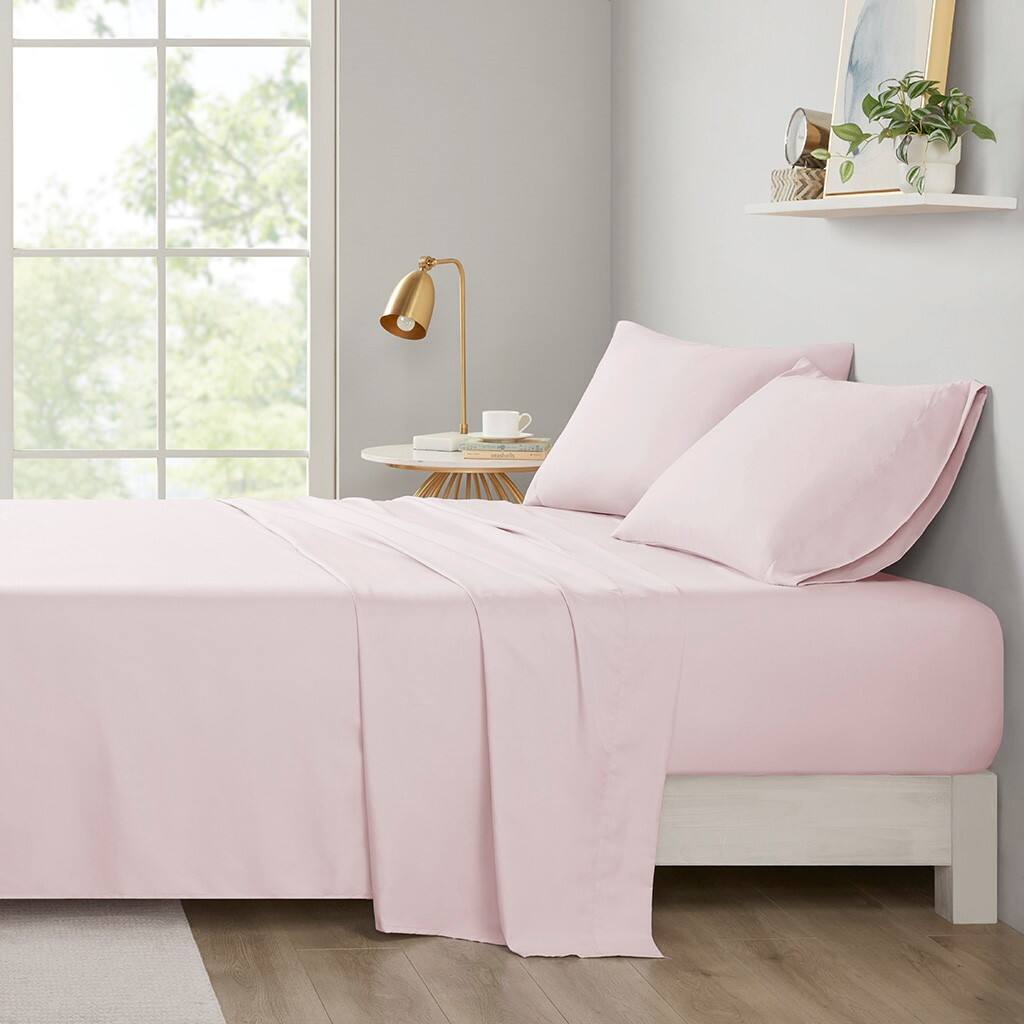 Alt View 1. Gracie Mills - Gracie Mills Ruby All-Season Microfiber Soft Touch Sheet Set - Blush.