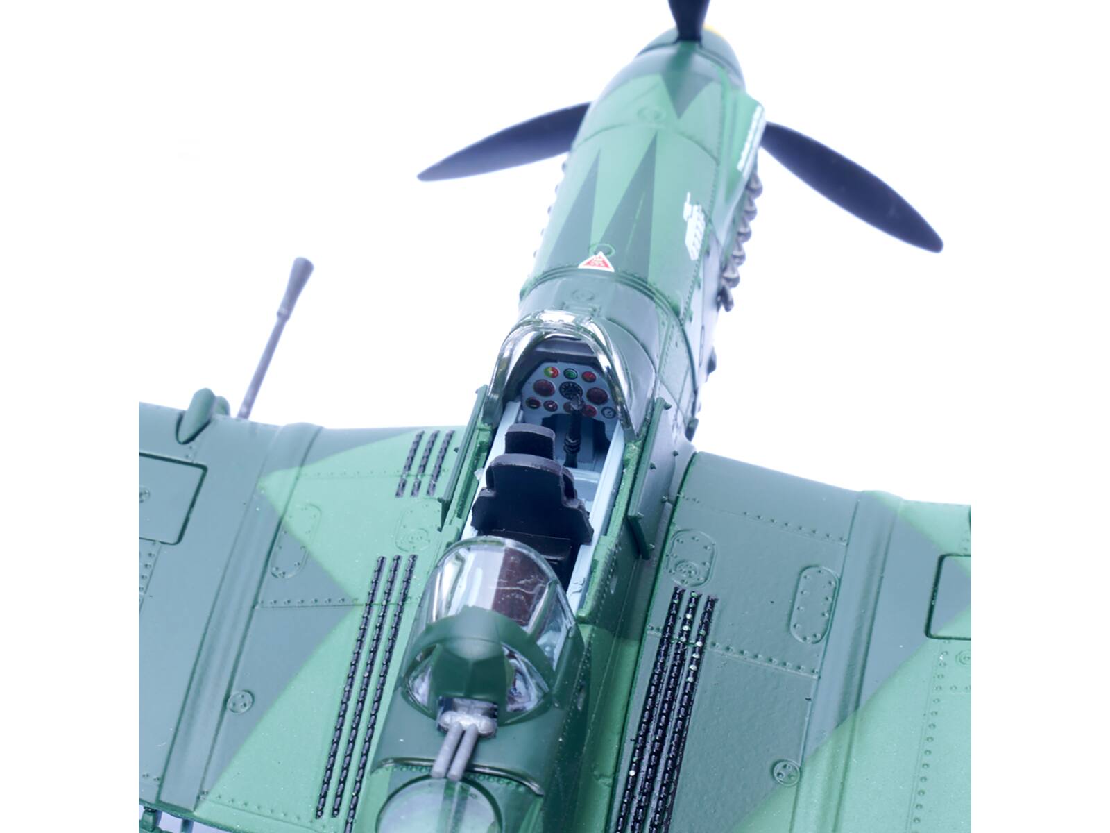Alt View 2. Panzerkampf - Junkers Ju 87G2 Stuka Bomber Aircraft "Romania" (1944) German Luftwaffe "Wing"Series 1/72 Diecast Model by Panzerkampf.