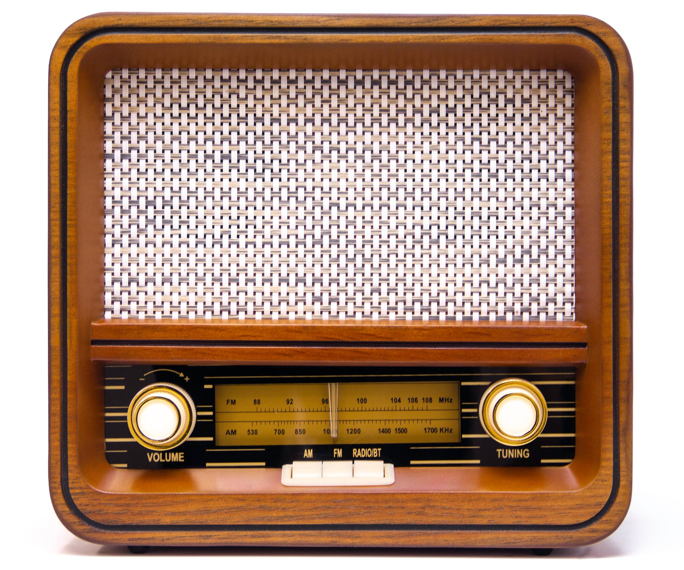 VOLUME  
AM FM RADIO/IBT TUNING  

FM 88 92 96 100 104 106 108 MHz  
AM 530 700 850 10 1200 1400 1500 1700 KHz  

RADIO/IBT  

TUNING