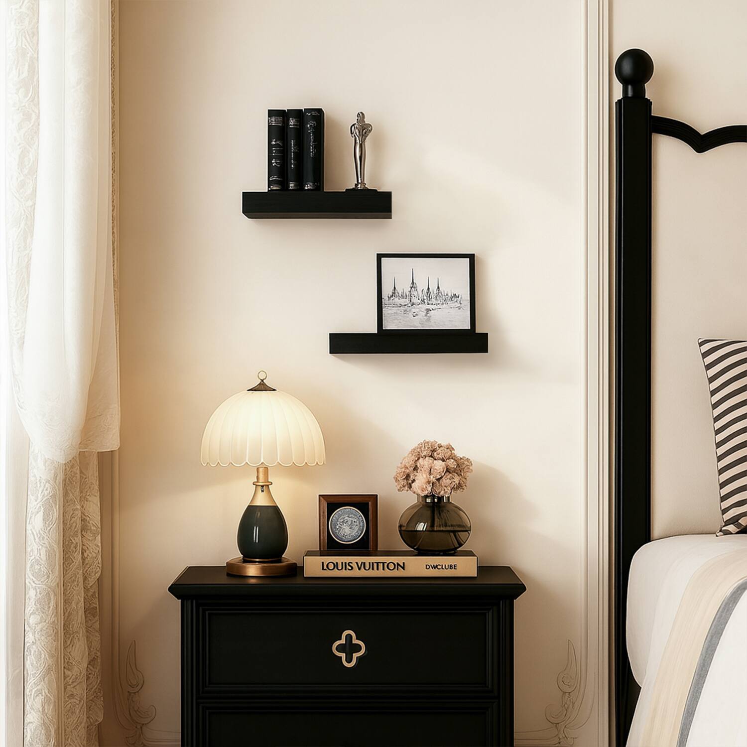 LOUIS VUITTON  
DWCLUBE