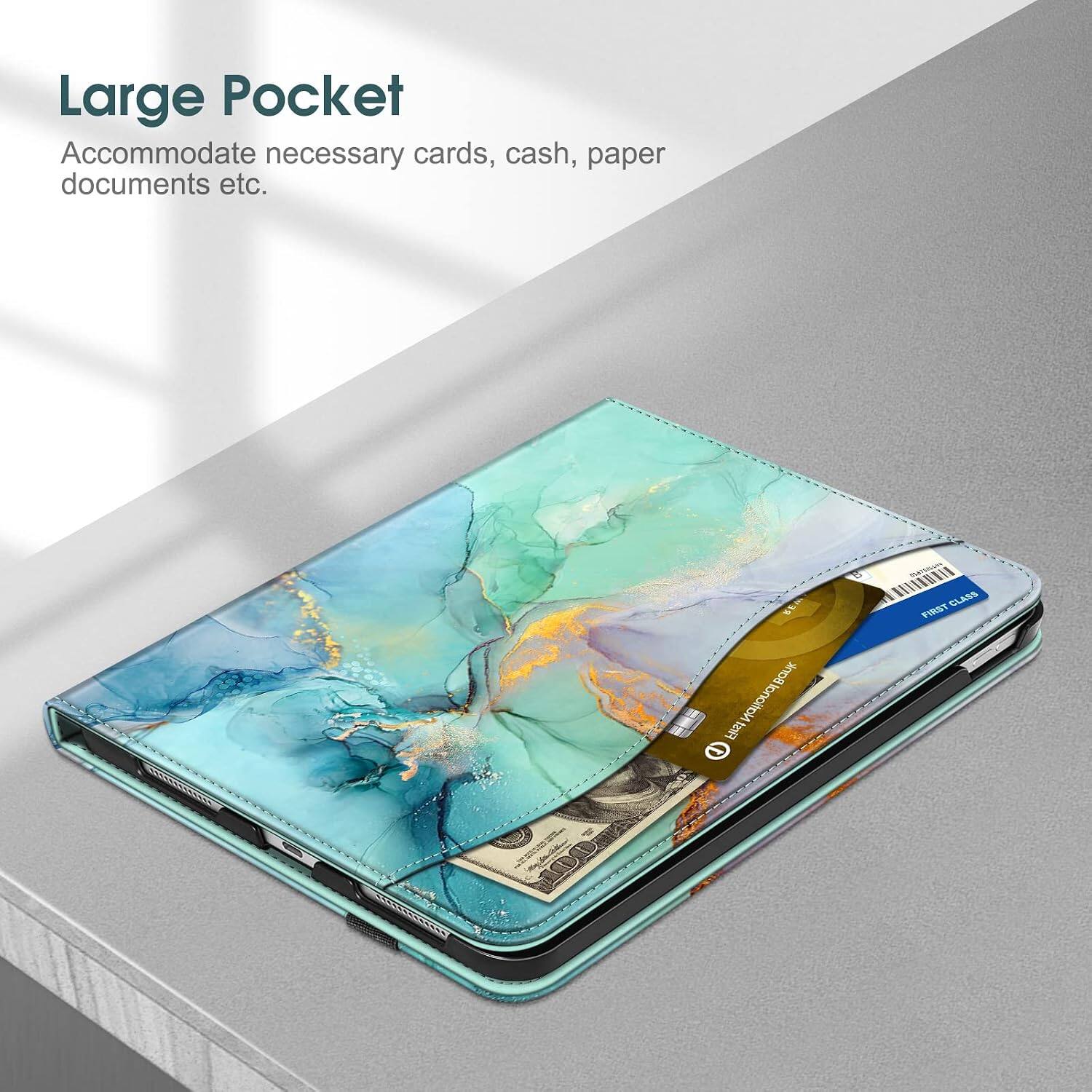 Large Pocket  
Accommodate necessary cards, cash, paper documents etc.