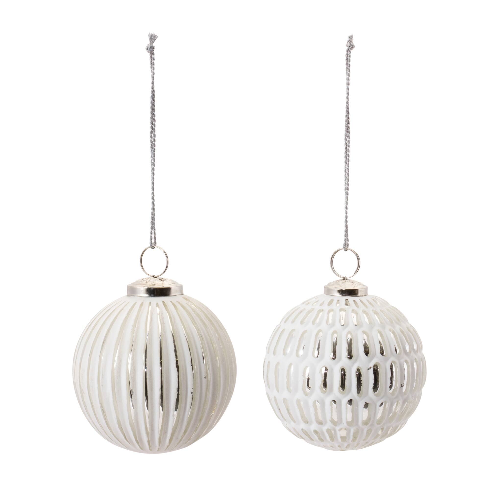Angle. BreeBe - Frosted Glass Ball Ornament (Set of 6) - White, Silver.
