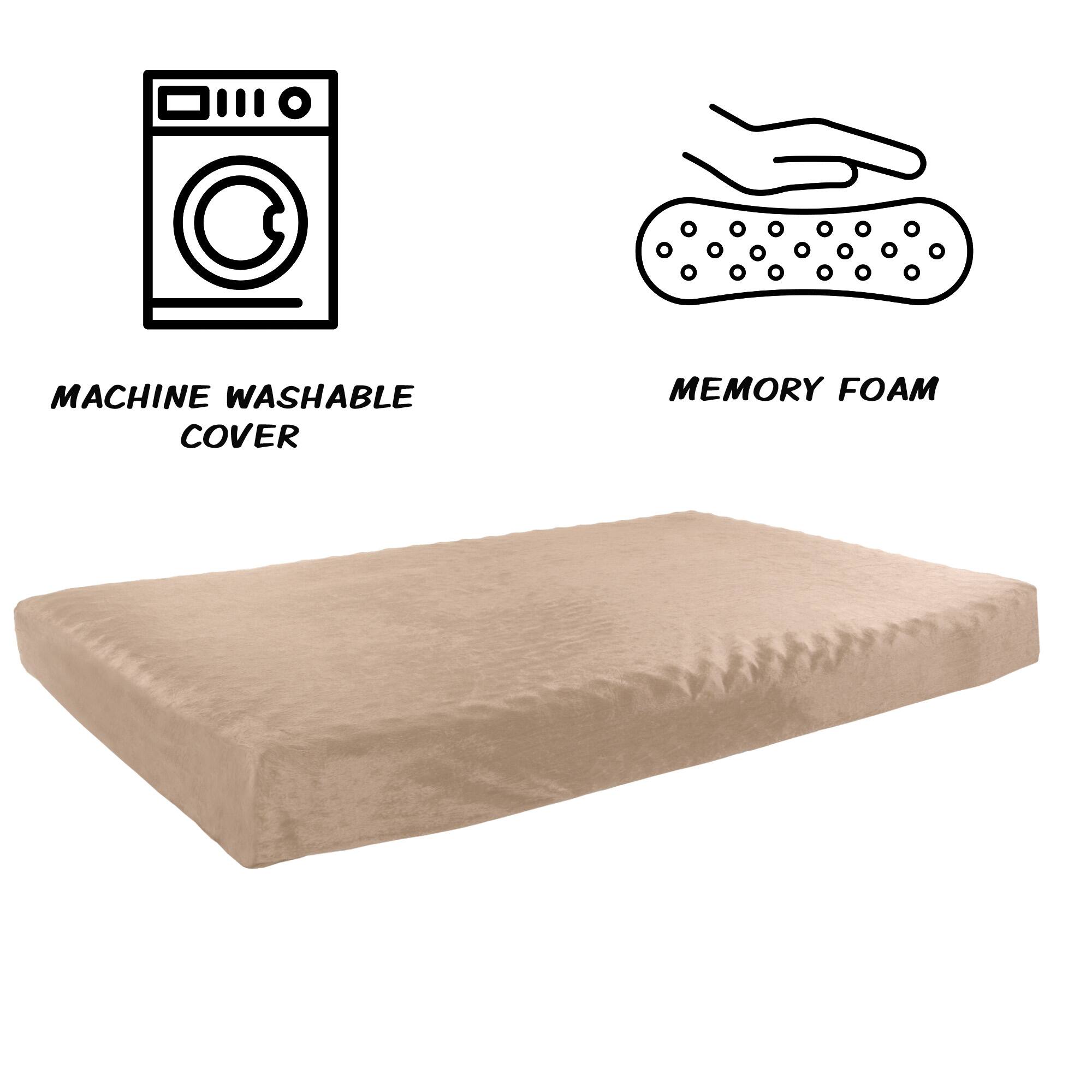 MACHINE WASHABLE COVER  
MEMORY FOAM