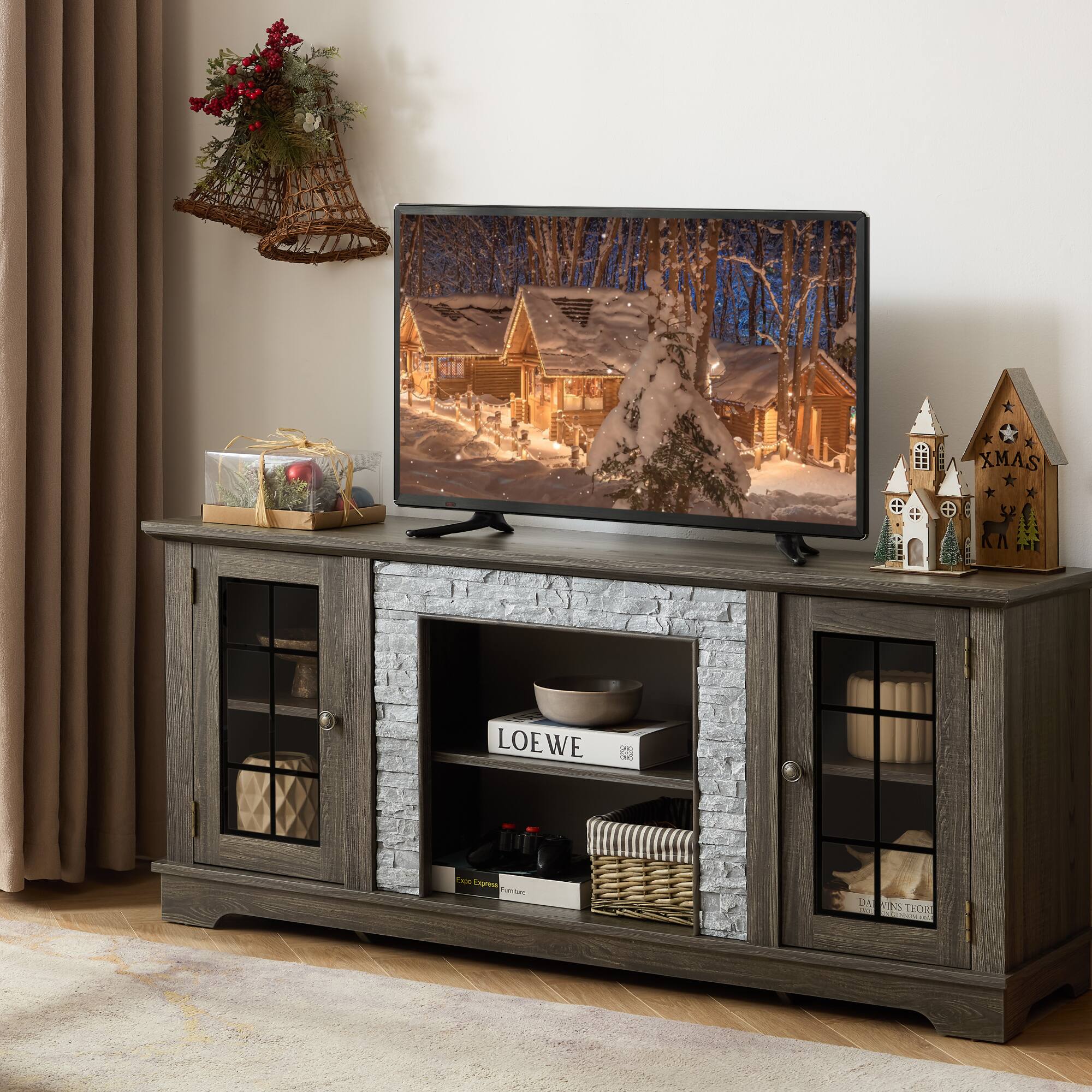 A XMAS LOEWE - C ru DA - THOM