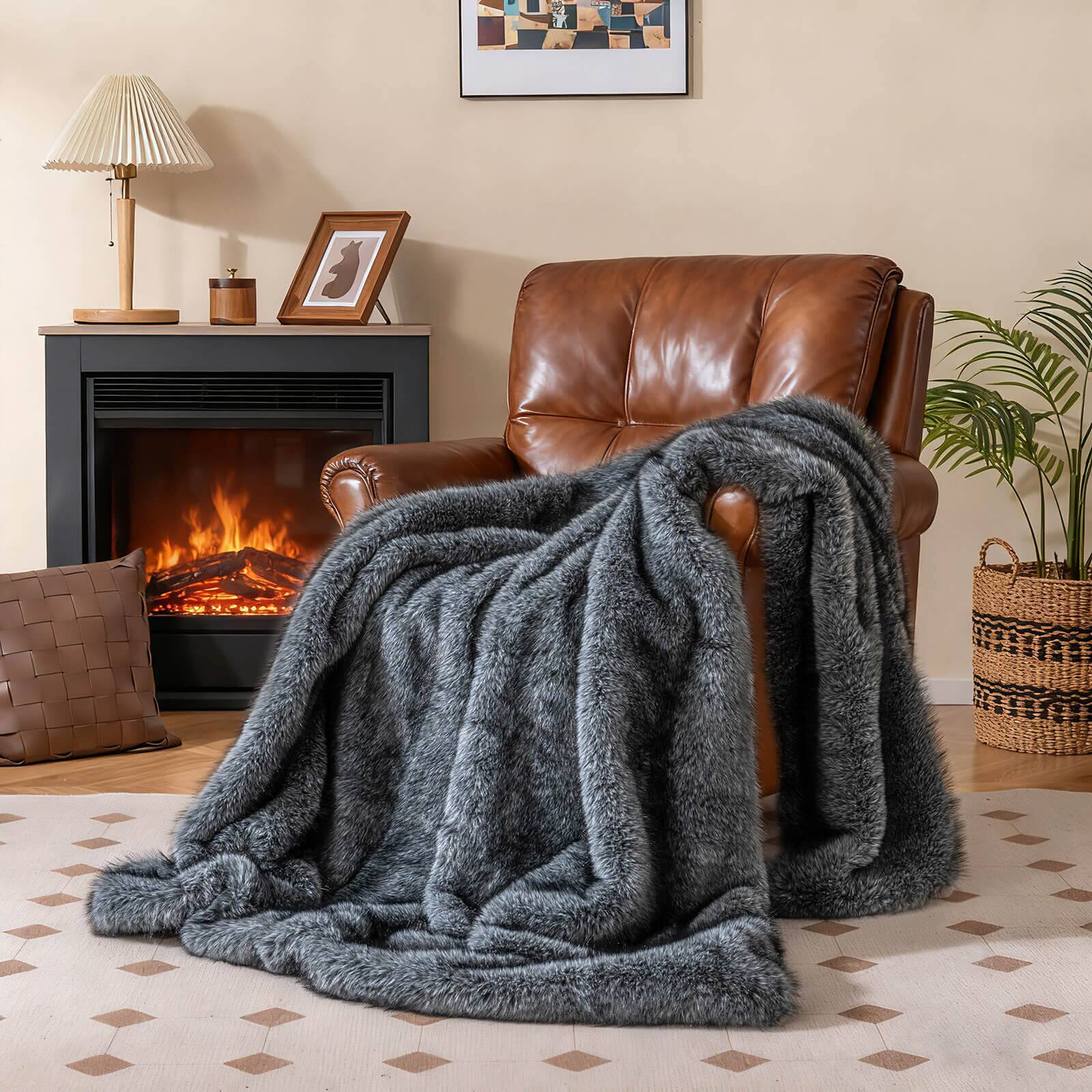 Alt View 3. Costway - Costway Fluffy Faux Fur Throw Blanket 740GSM Soft Fuzzy Luxury Faux Wolf Fur Blanket - Gray.