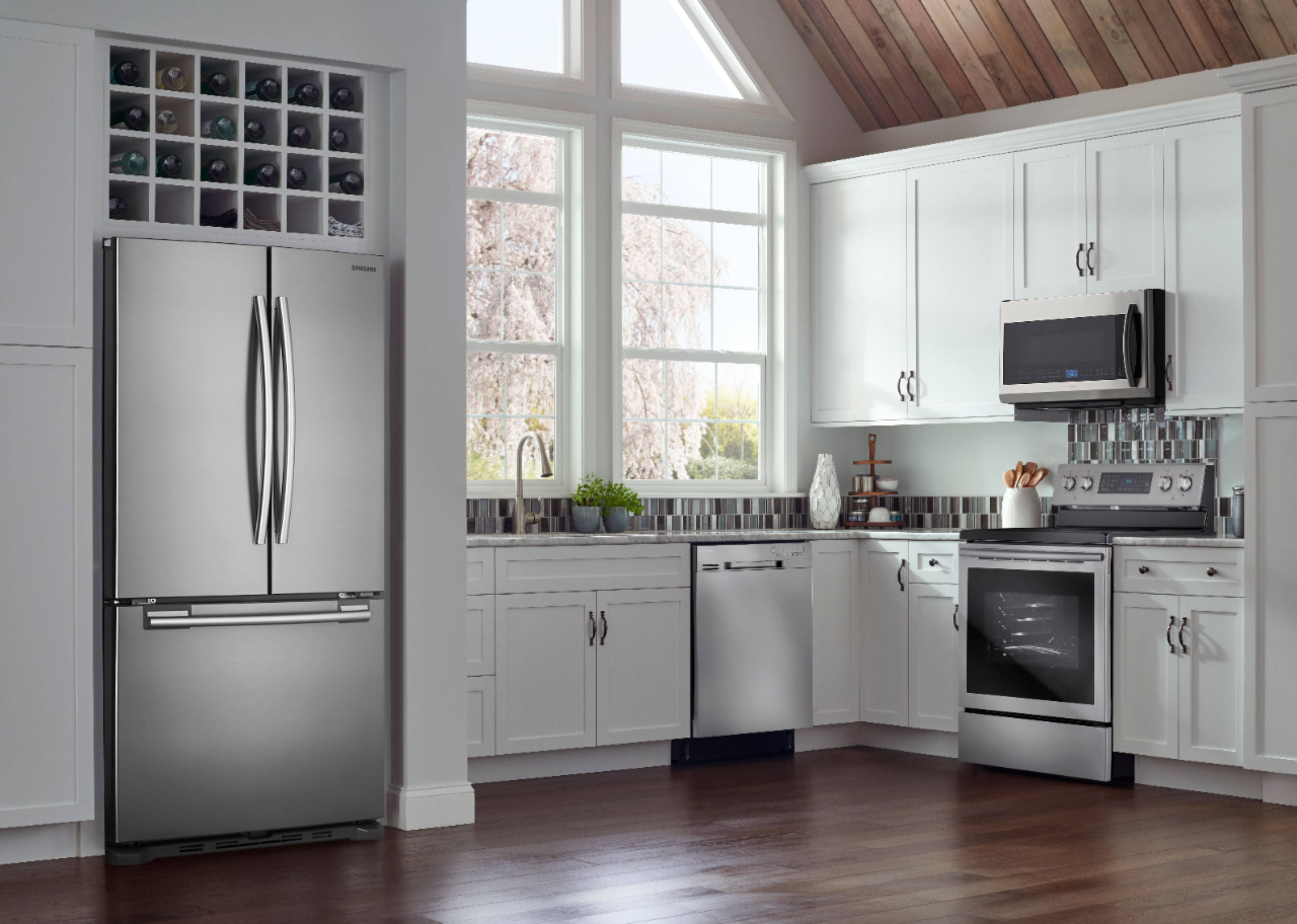 Alt View 12. Samsung - 17.5 Cu. Ft. French Door Counter-Depth Refrigerator - Stainless steel.