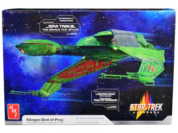 As Featured In // Présenté Dans
STAR TREK III
THE SEARCH FOR SPOCK
Klingon Bird-of-Prey
Glue-Together Model Kit
Maquette A Coller
Landing Gear
Parts Included
Pièces Incluses
TRAIN D'ATERRISSAGE
Star Trek: The Search For Spock
1:350 Scale
Échelle 1:350
1 PLASTIC KIT / 1 MODÈLE REDUIT EN PLASTIQUE
STAR TREK
UNIVERSE