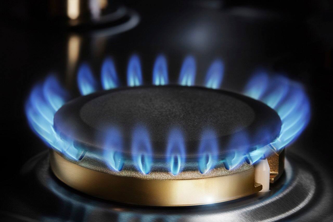 Alt View 12. JennAir - 36" Gas Cooktop - Stainless Steel.