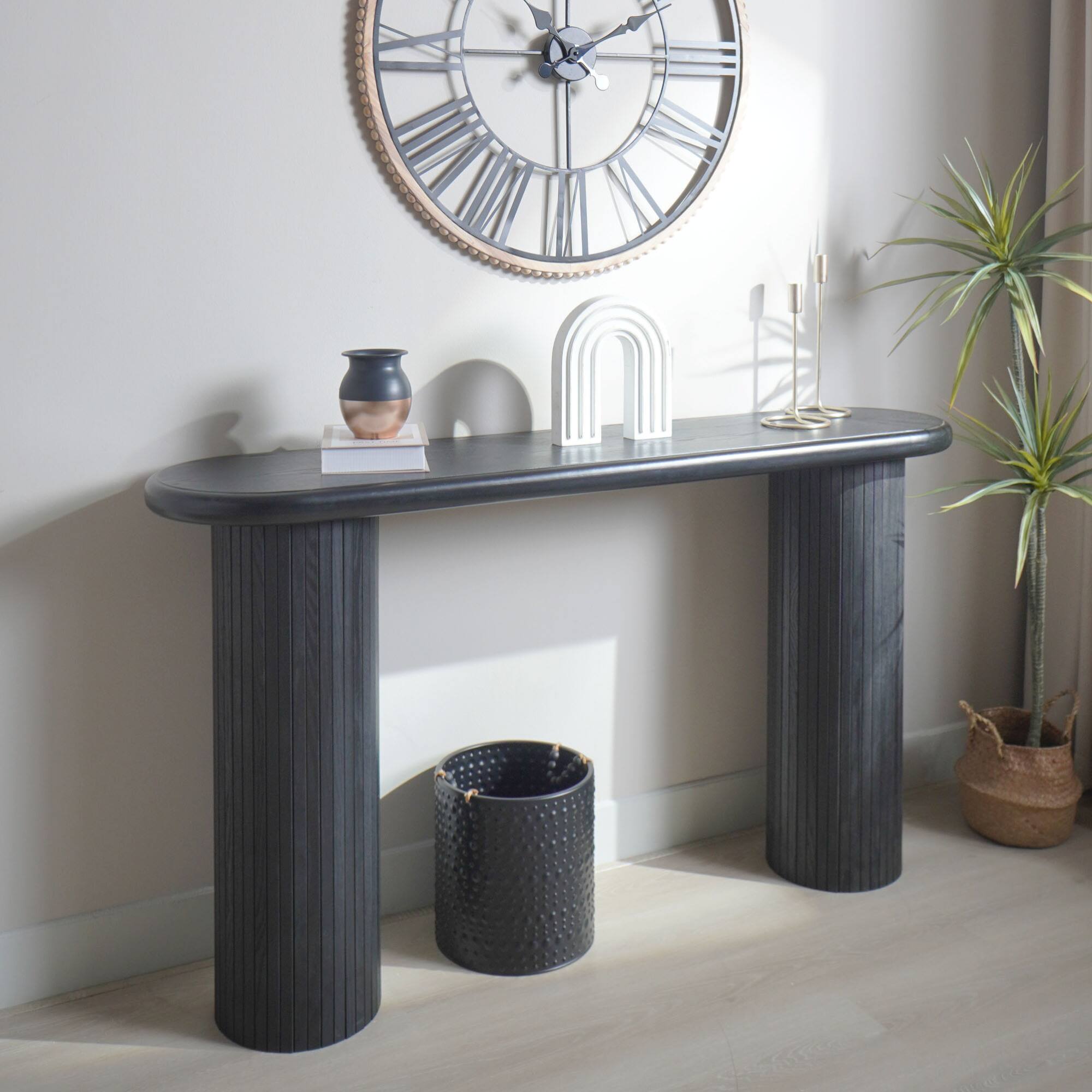 Left. GOODSILO - Modern Fluted Console Table with Sleek Half-Moon Design and Ribbed Detailing for Living Room Entryway - Black.
