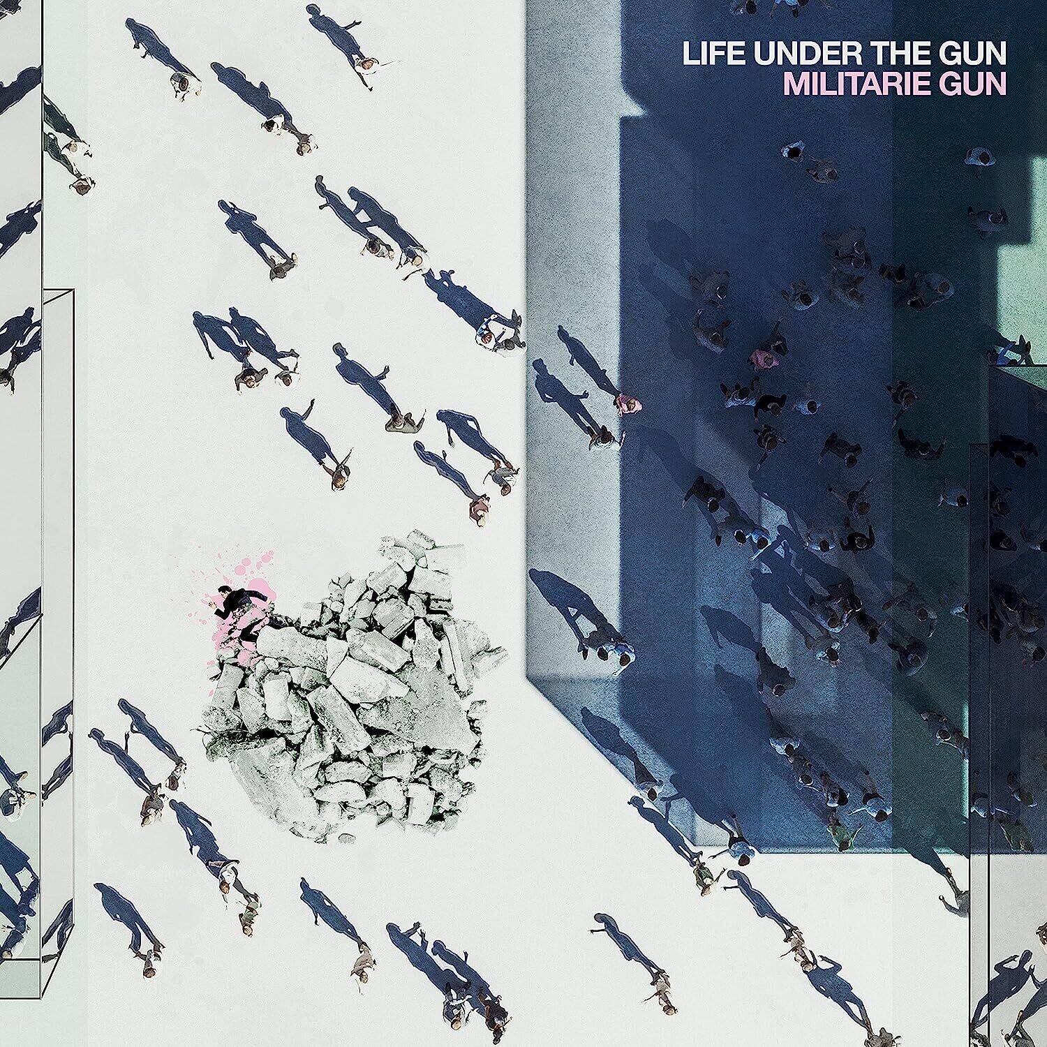 LIFE UNDER THE GUN  
MILITARIE GUN