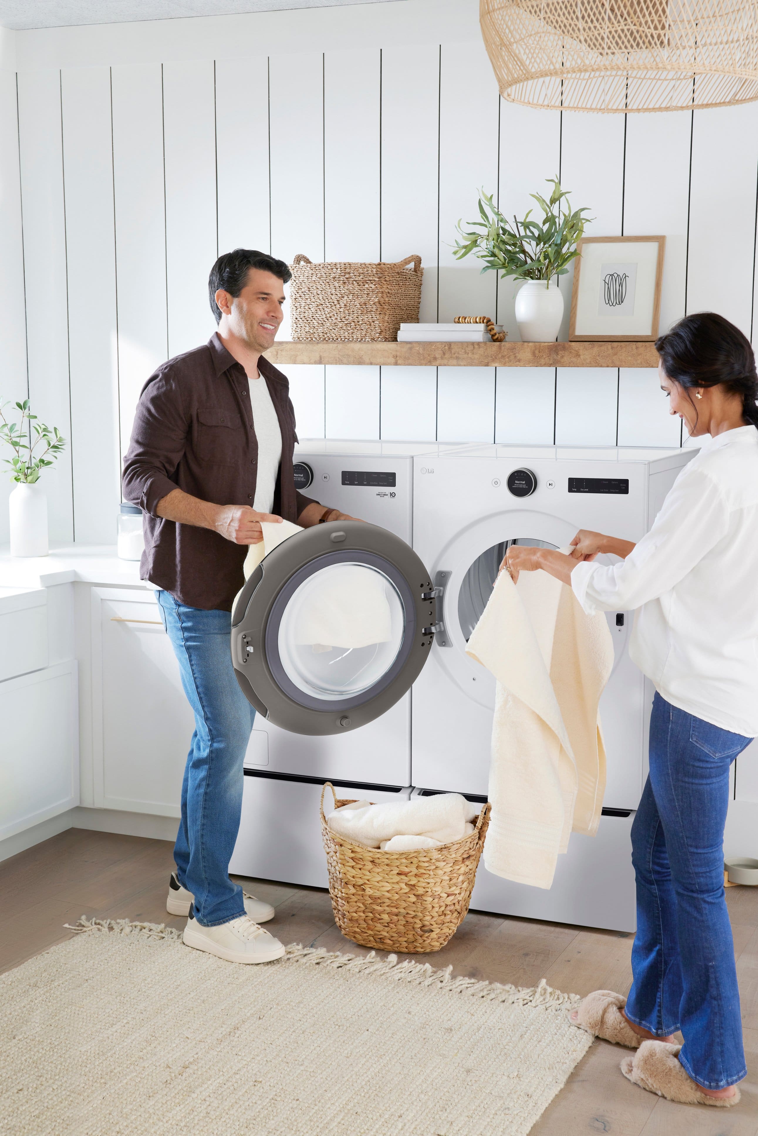 Alt View 34. LG - 7.4 Cu. Ft. Stackable Smart Gas Dryer with Steam and Sensor Dry - White.