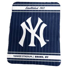 Logo Brands - New York Yankees 50" x 60" Classic Fleece Throw Blanket - Multicolor
