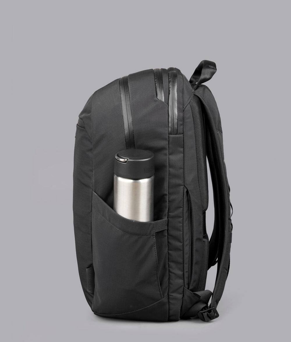 ALPAKA Essential Backpack Pro 22L Travel Laptop Backpack for 16 Inch ...