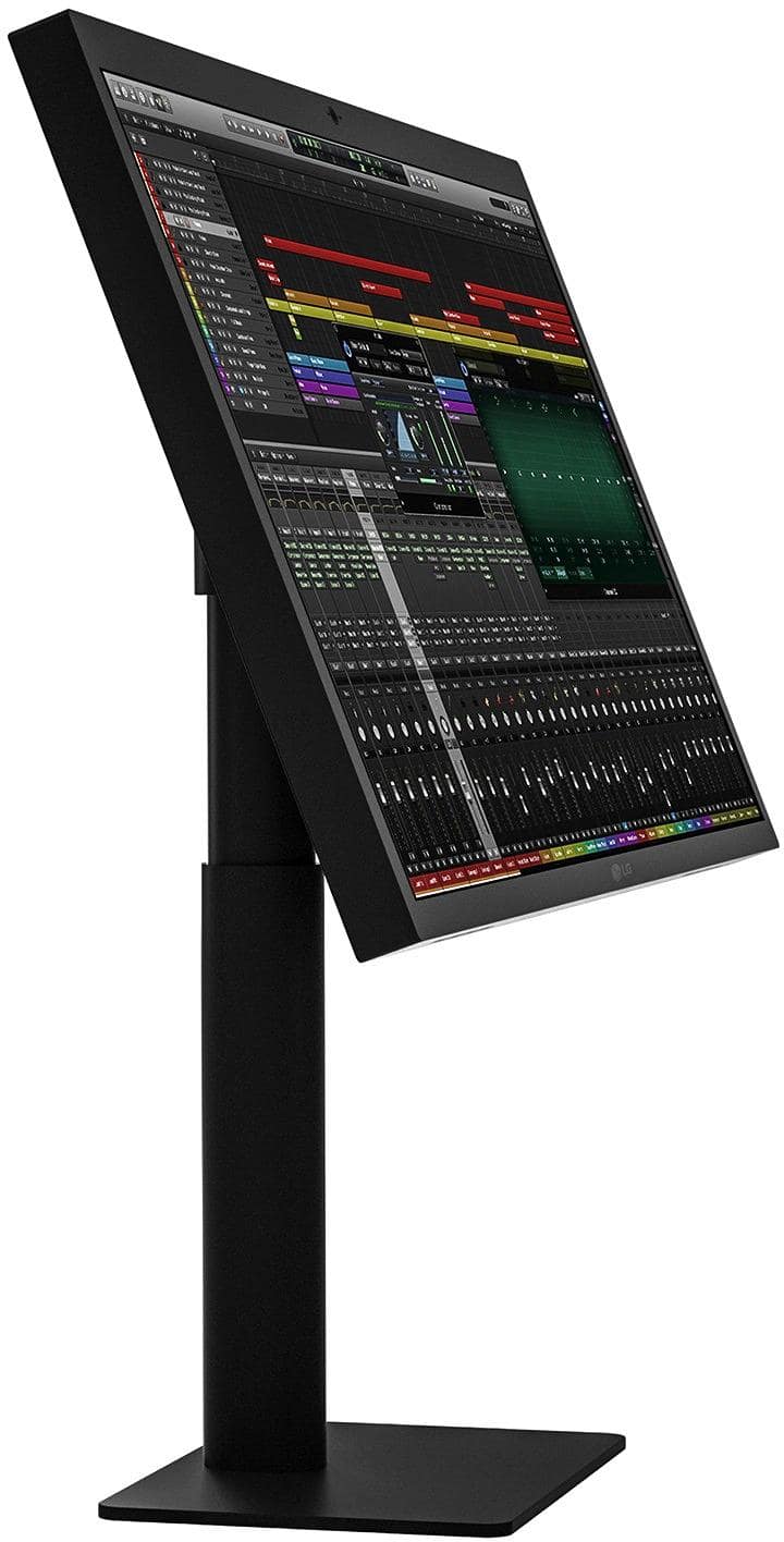 Alt View 12. LG - UltraFine 27" IPS LED 5K UHD Monitor.