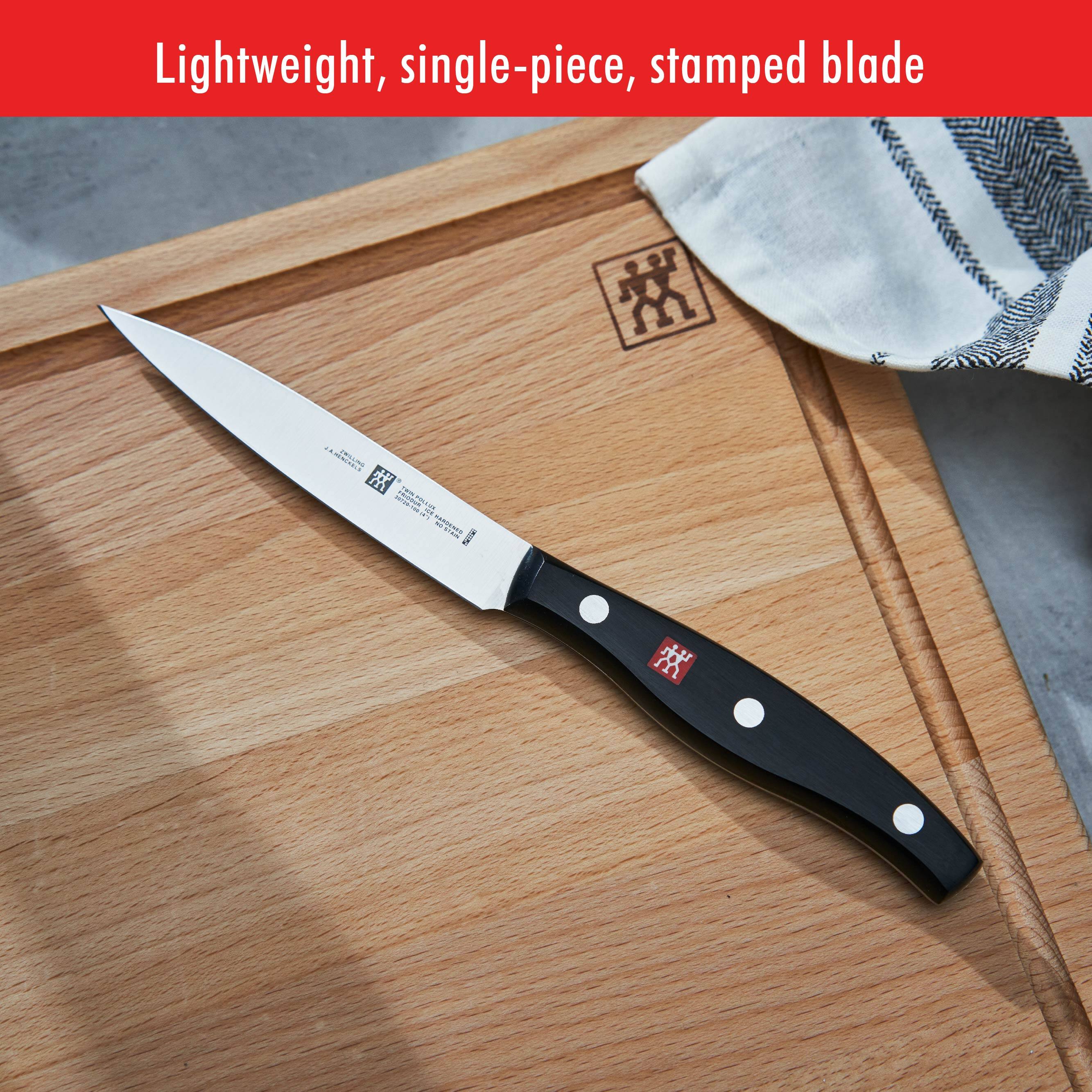 Lightweight, single-piece, stamped blade