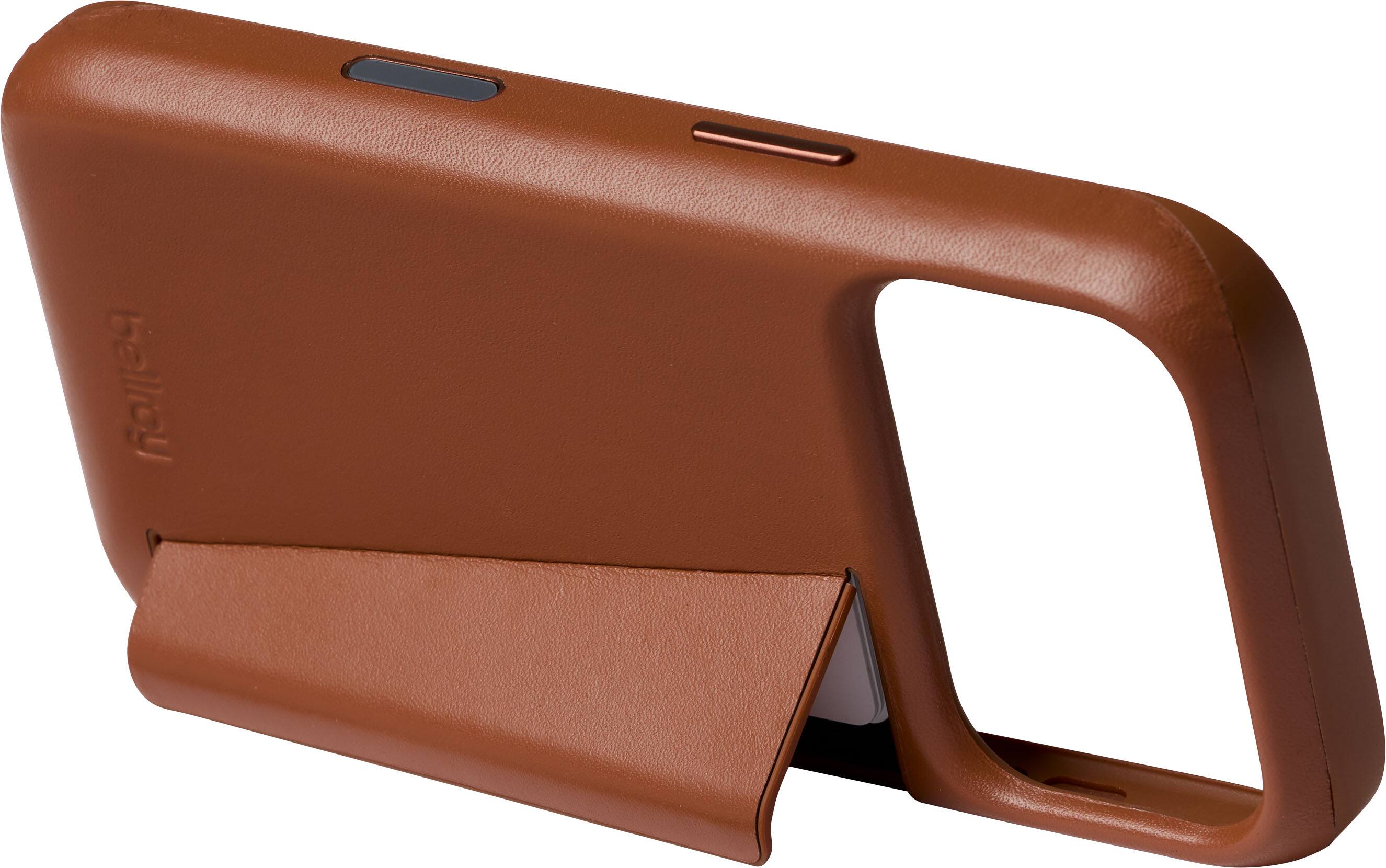 Back. Bellroy - Apple iPhone 17 Pro Max Premium Leather Phone Case - Rust.