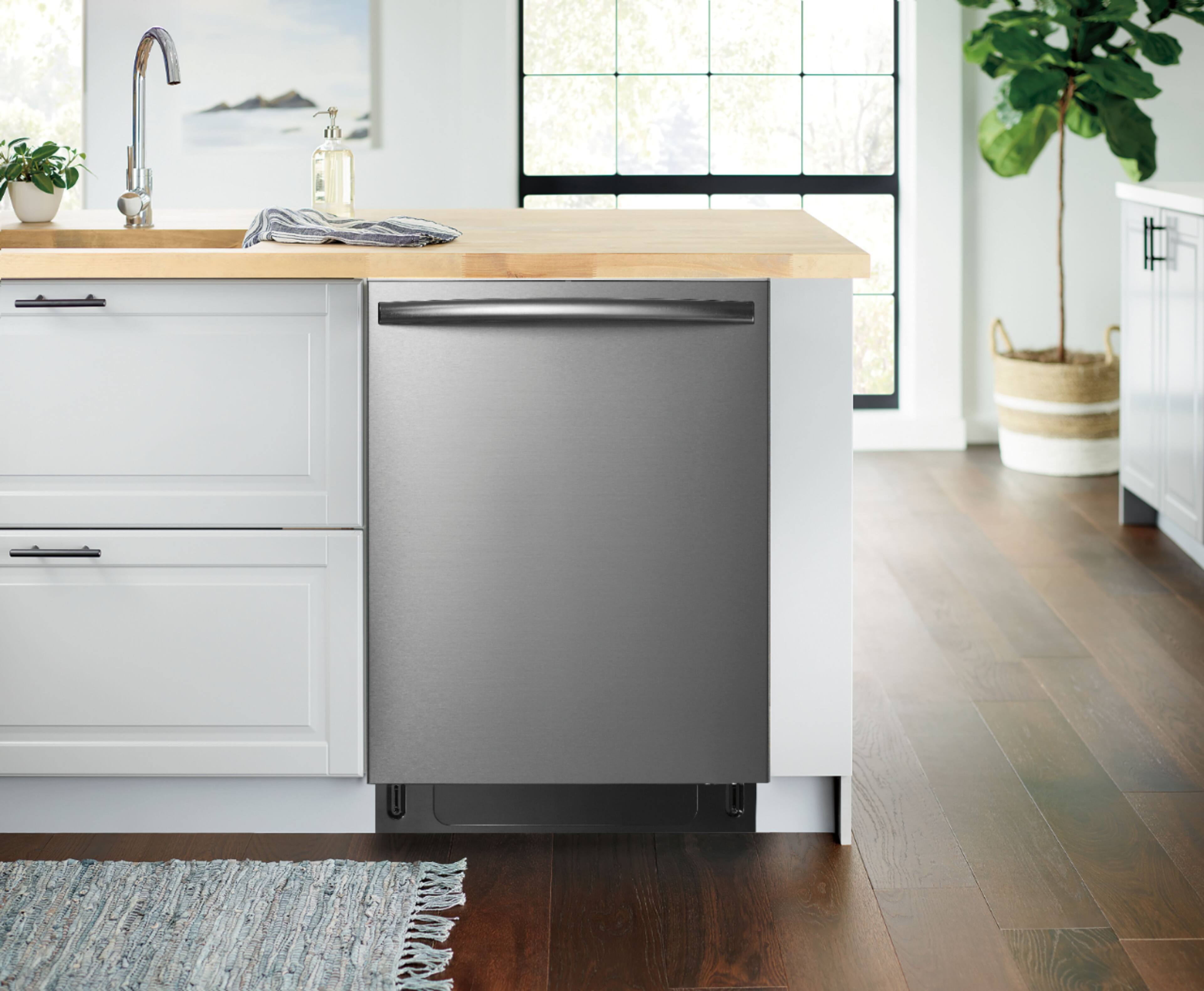 Best Buy Insignia™ 24" Top Control BuiltIn Dishwasher Stainless Steel